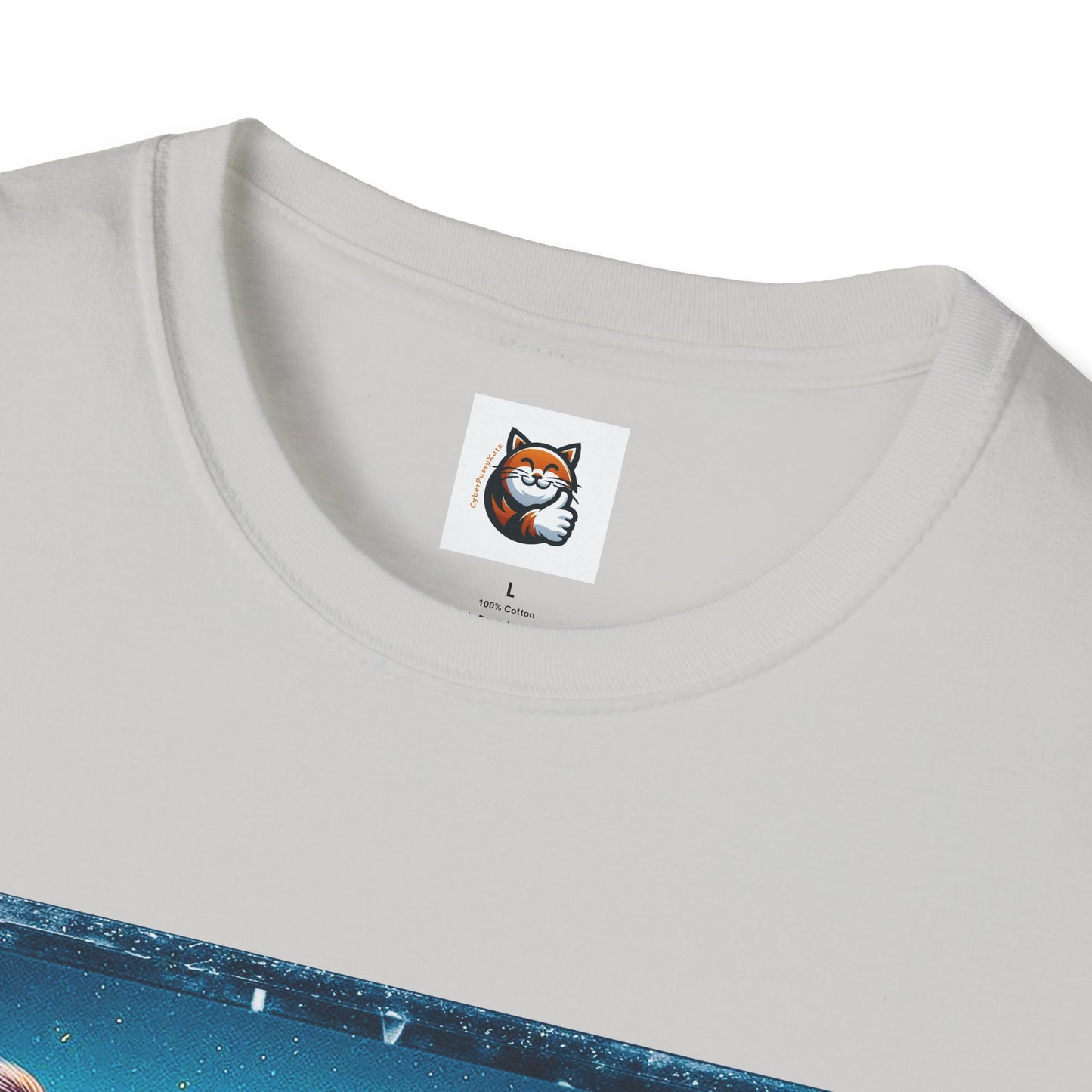 Wacky Maine Coon Unisex Softstyle T-Shirt