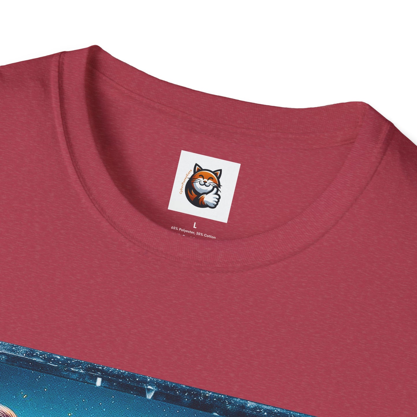 Wacky Maine Coon Unisex Softstyle T-Shirt