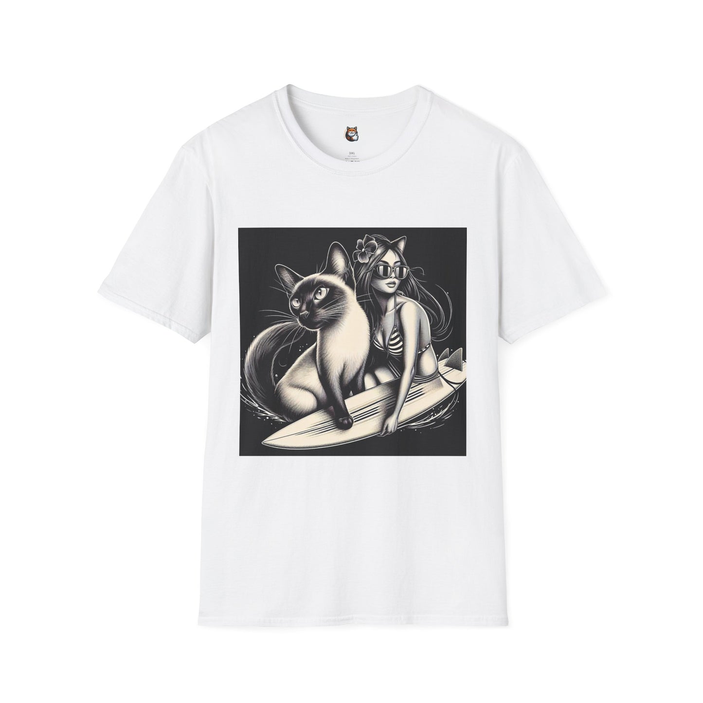 Siamese Cat surfing queen