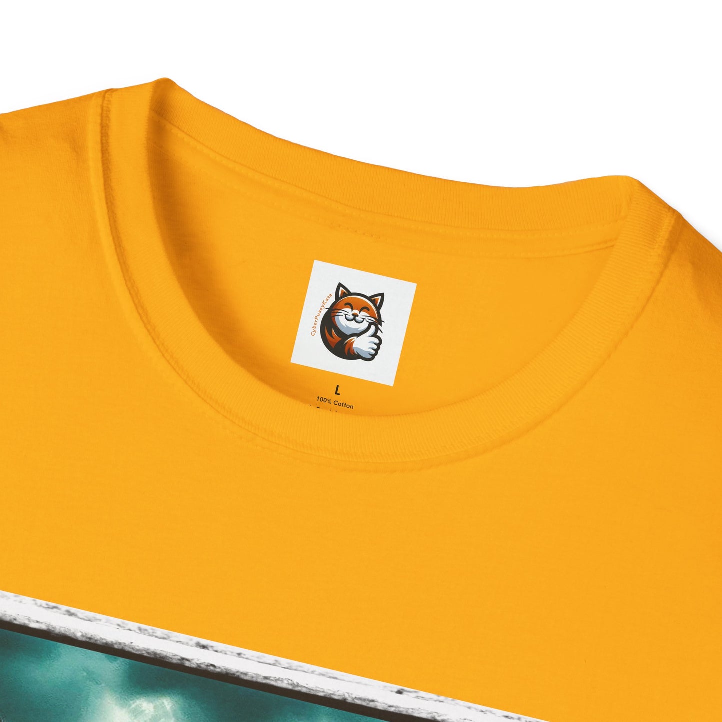 Wacky Maine Coon Unisex Softstyle T-Shirt