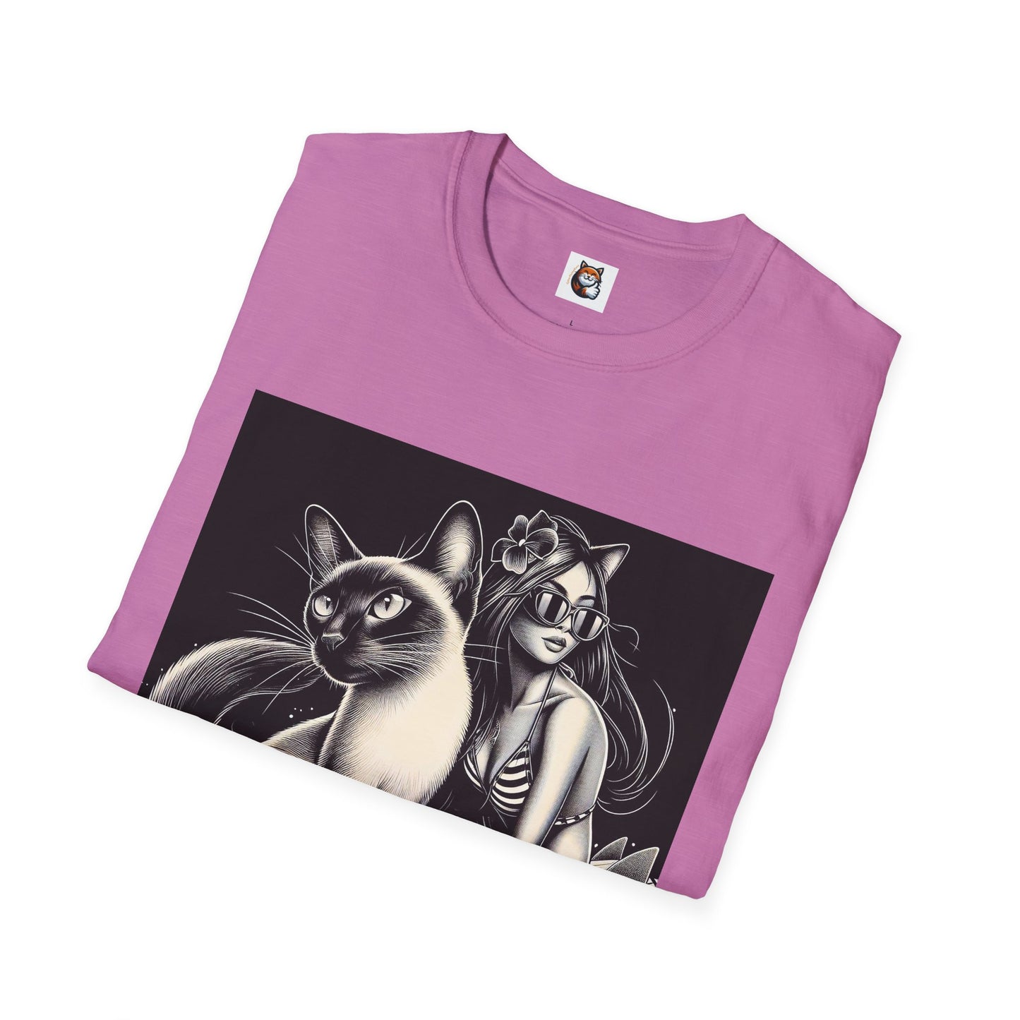 Siamese Cat surfing queen