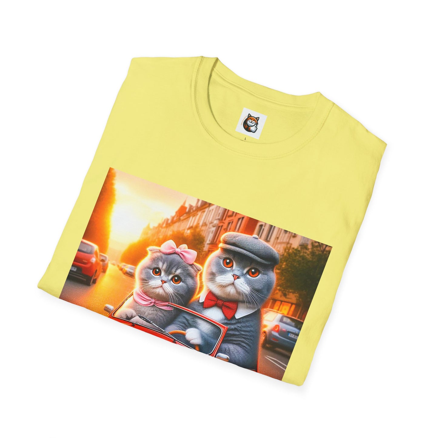 Scottish Fold tiny car T-Shirt