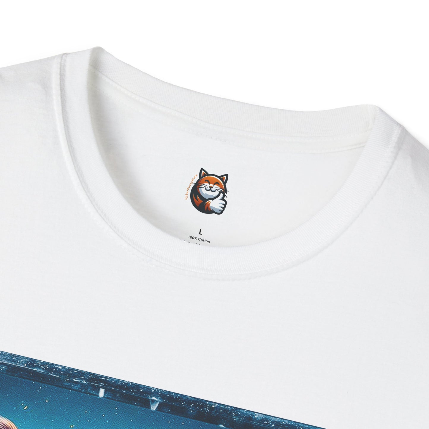 Wacky Maine Coon Unisex Softstyle T-Shirt