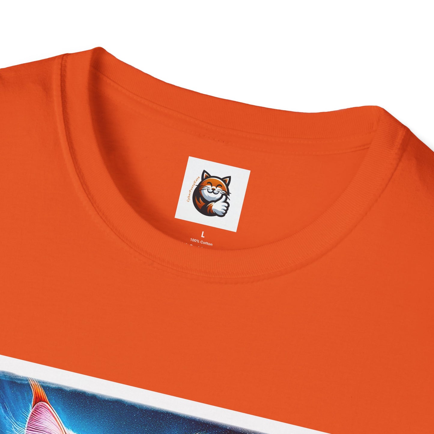 Wacky Maine Coon Unisex Softstyle T-Shirt