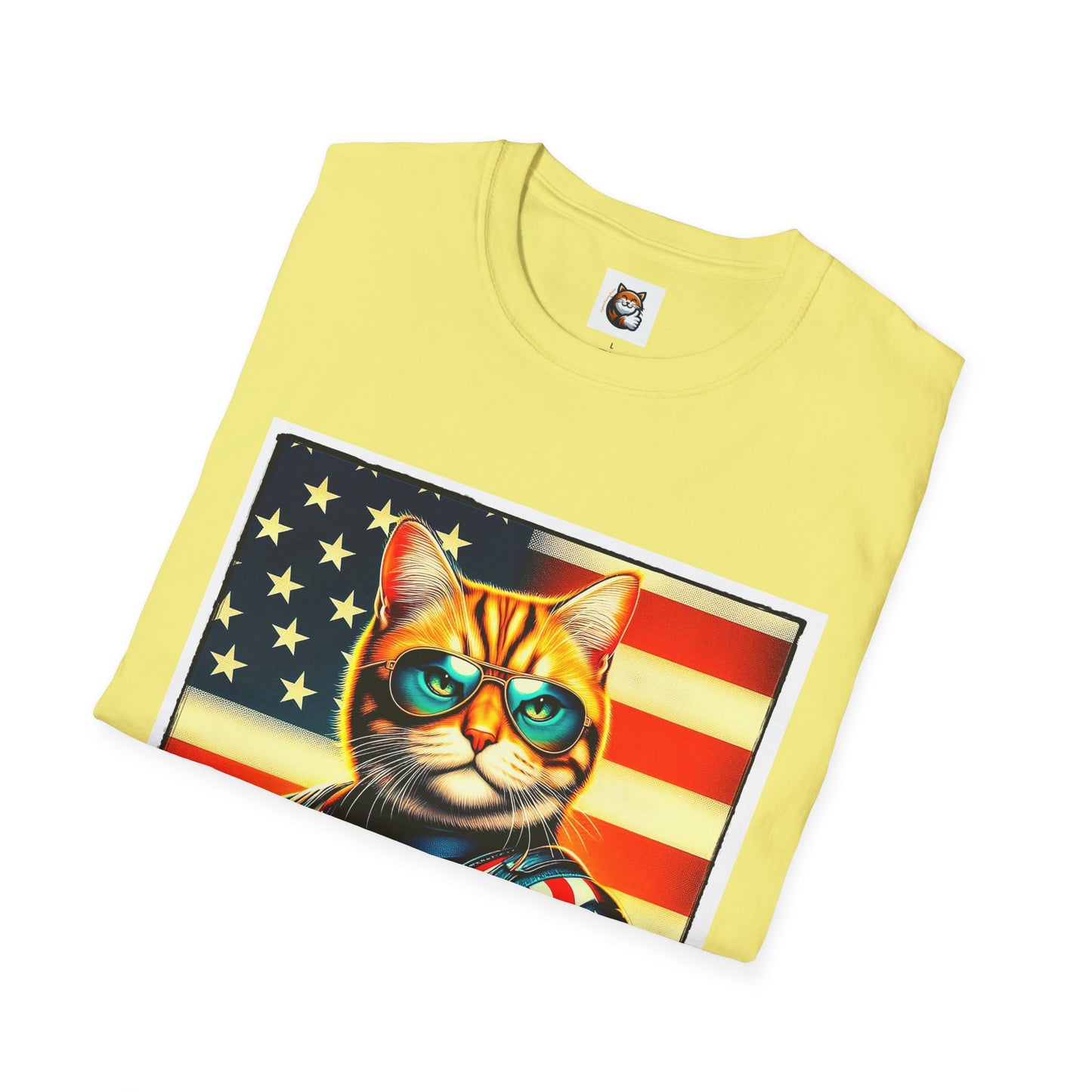 American Shorthair surfing Softstyle T-Shirt