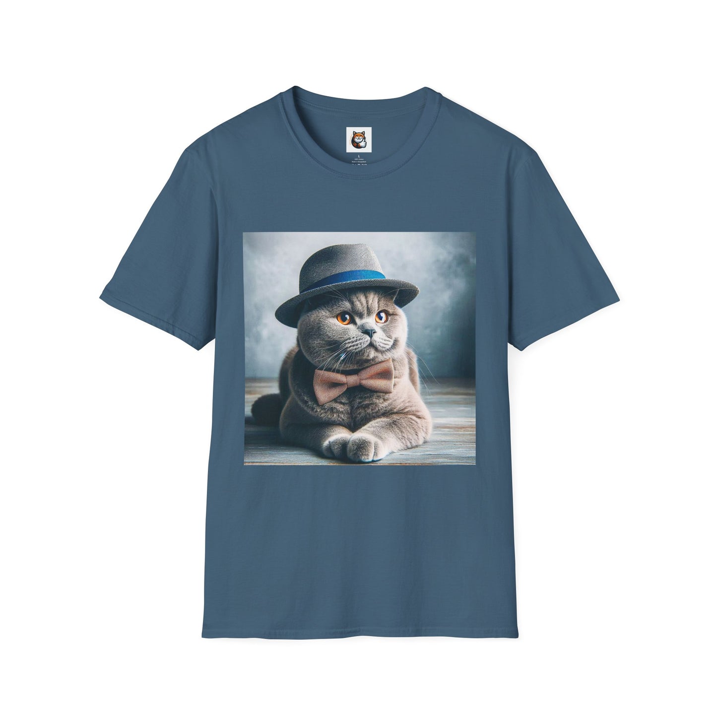 British Shorthair hat and bow Softstyle T-Shirt