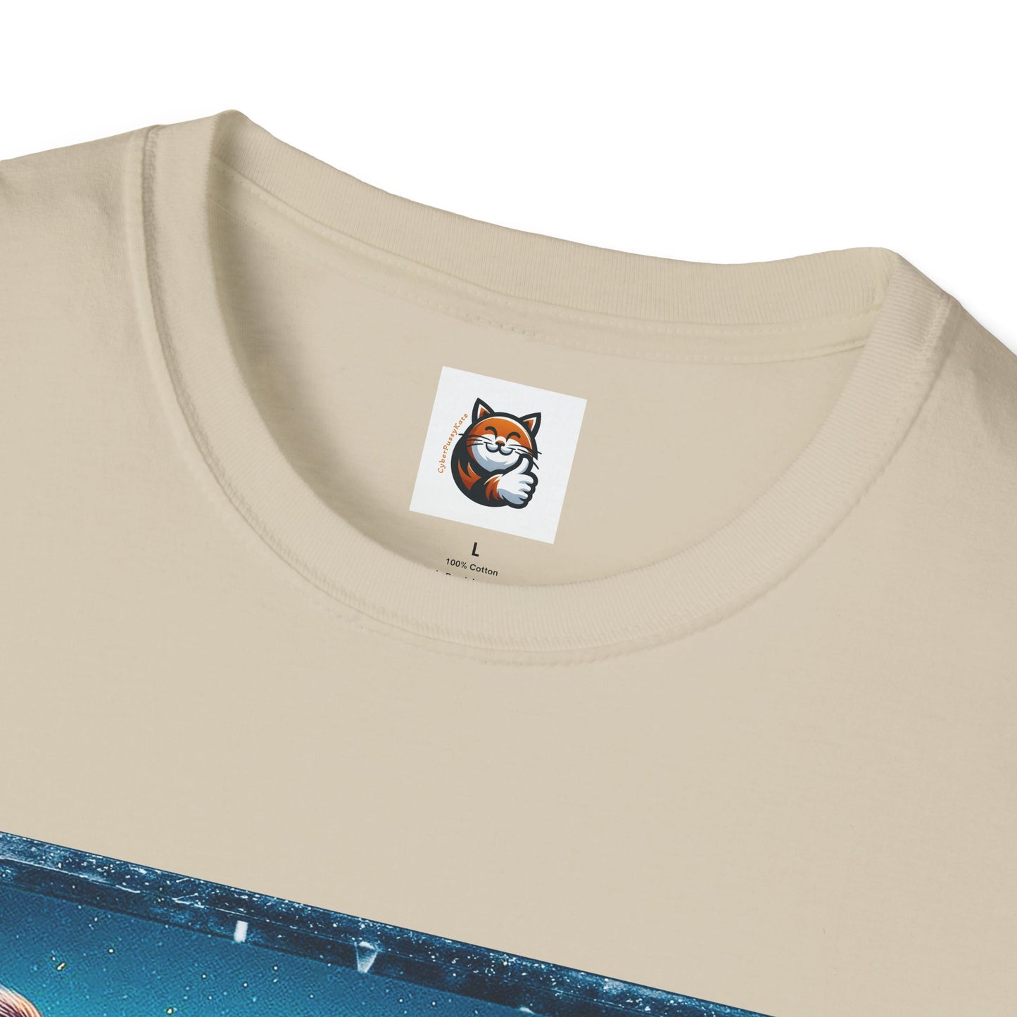 Wacky Maine Coon Unisex Softstyle T-Shirt