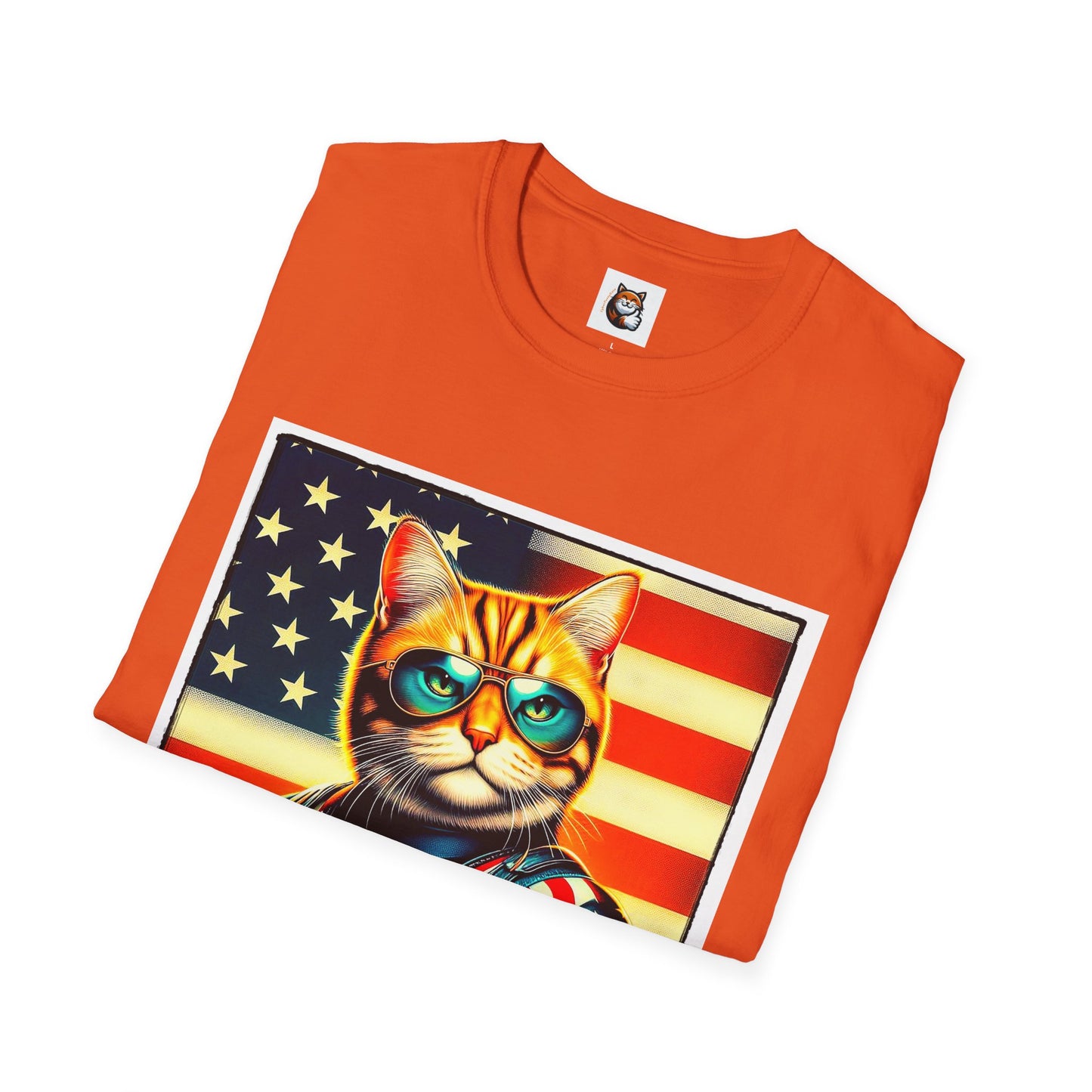 American Shorthair surfing Softstyle T-Shirt