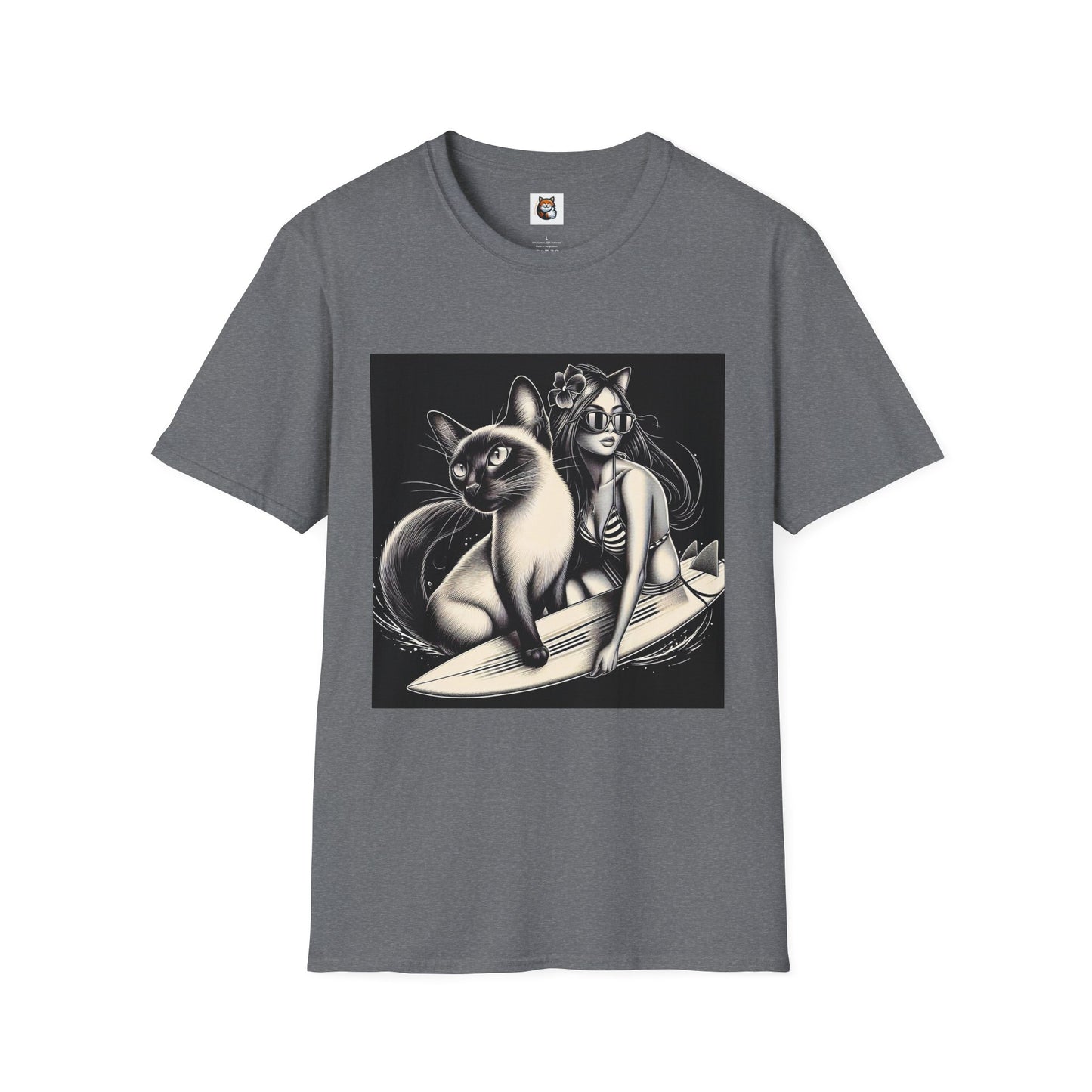 Siamese Cat surfing queen