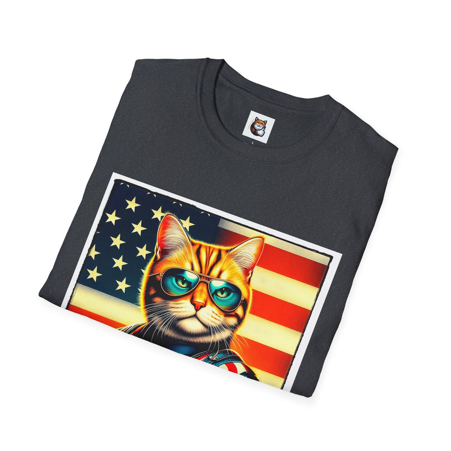 American Shorthair surfing Softstyle T-Shirt