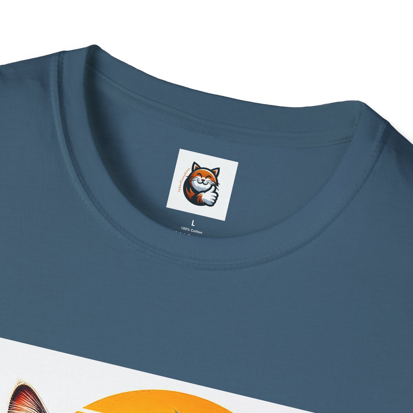 British Shorthair surfing Softstyle T-Shirt