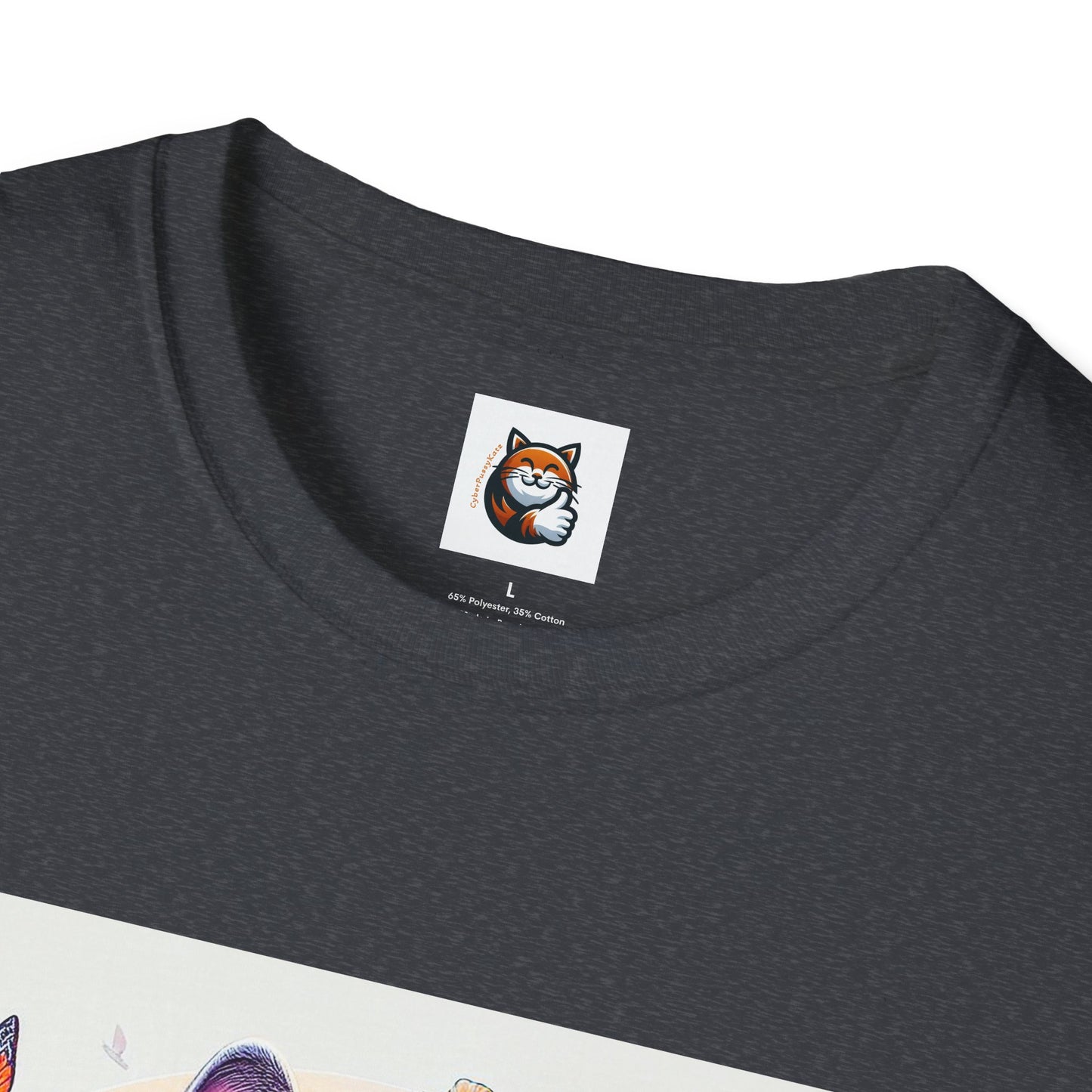 British Shorthair surf board Softstyle T-Shirt
