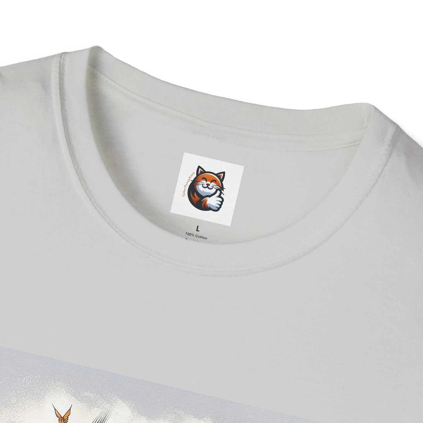 Wacky Maine Coon Unisex Softstyle T-Shirt