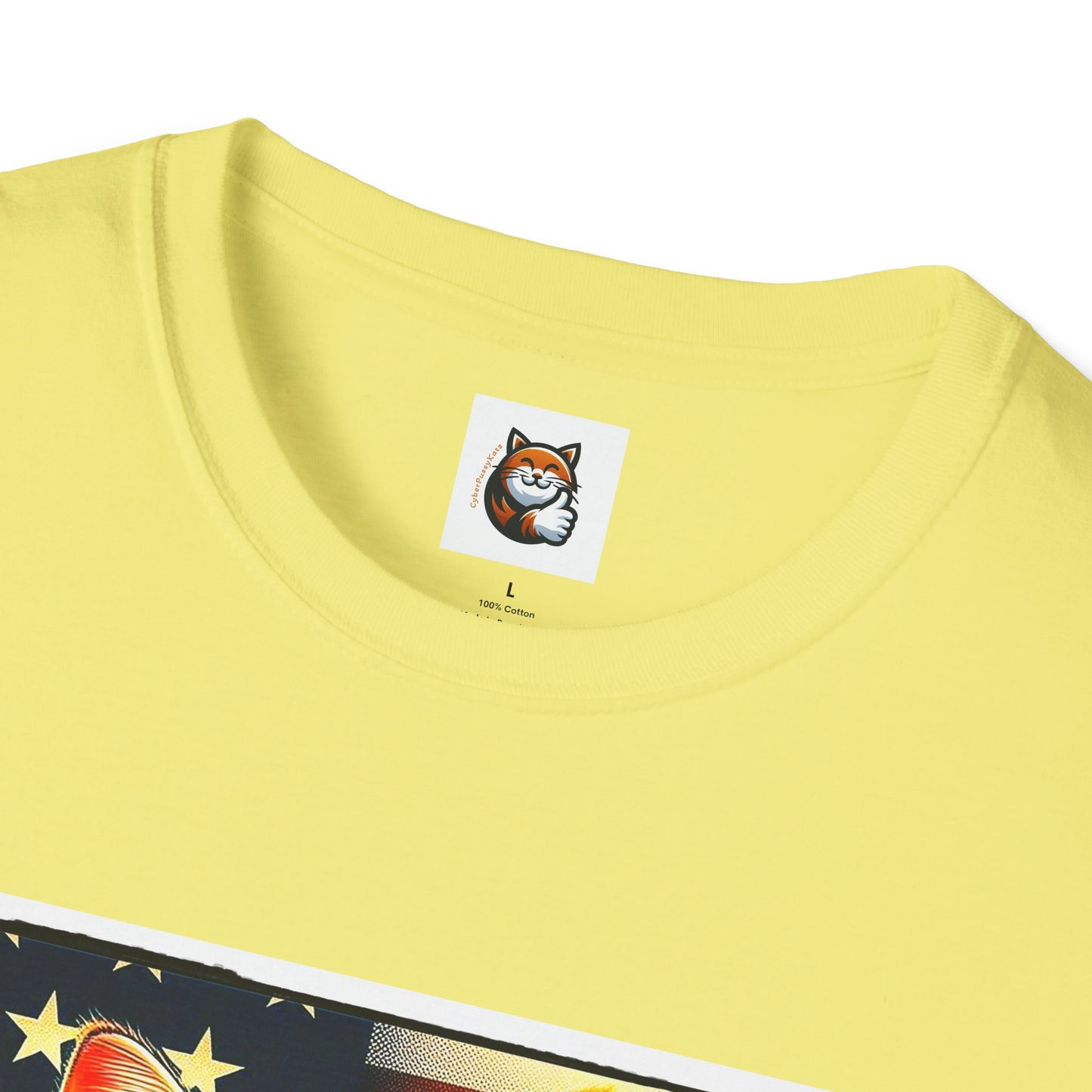 American Shorthair surfing Softstyle T-Shirt