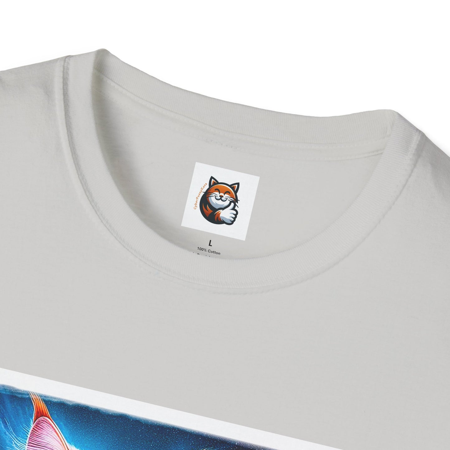 Wacky Maine Coon Unisex Softstyle T-Shirt
