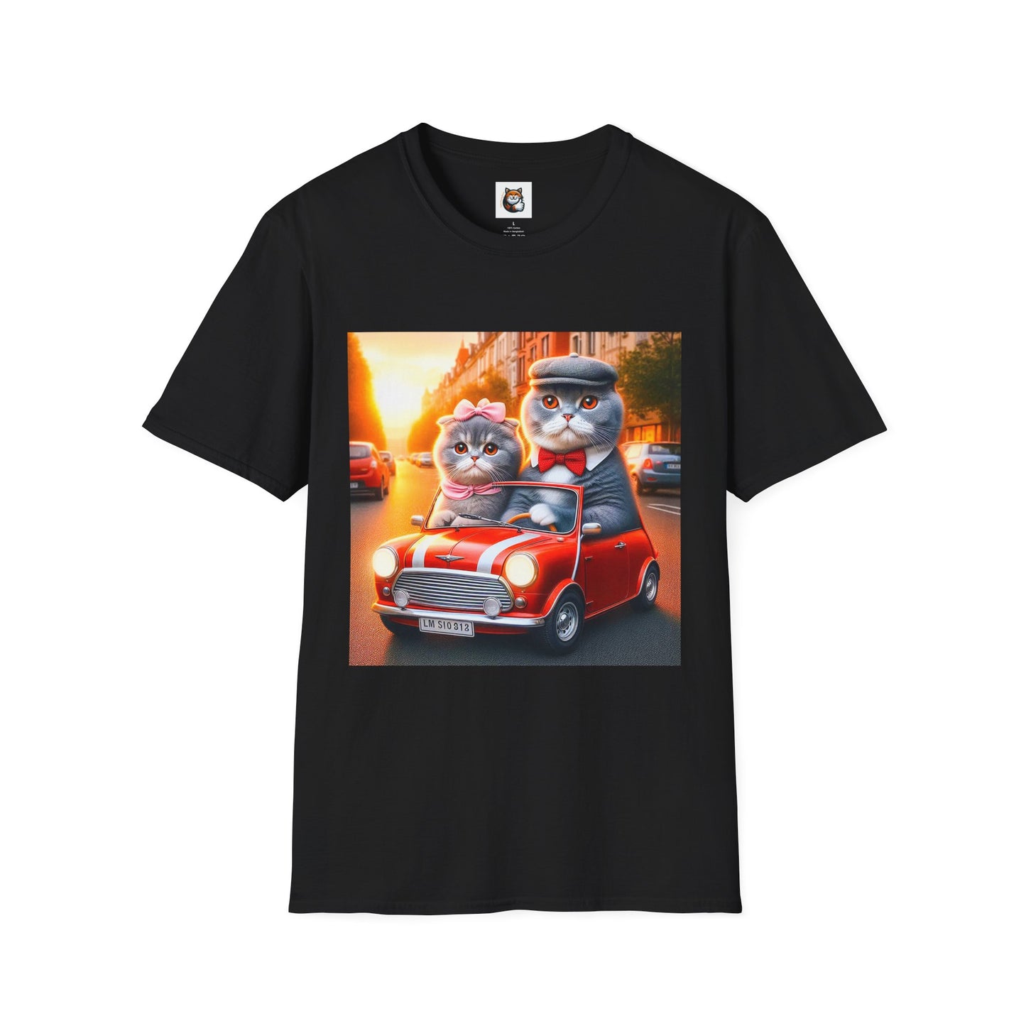 Scottish Fold tiny car T-Shirt