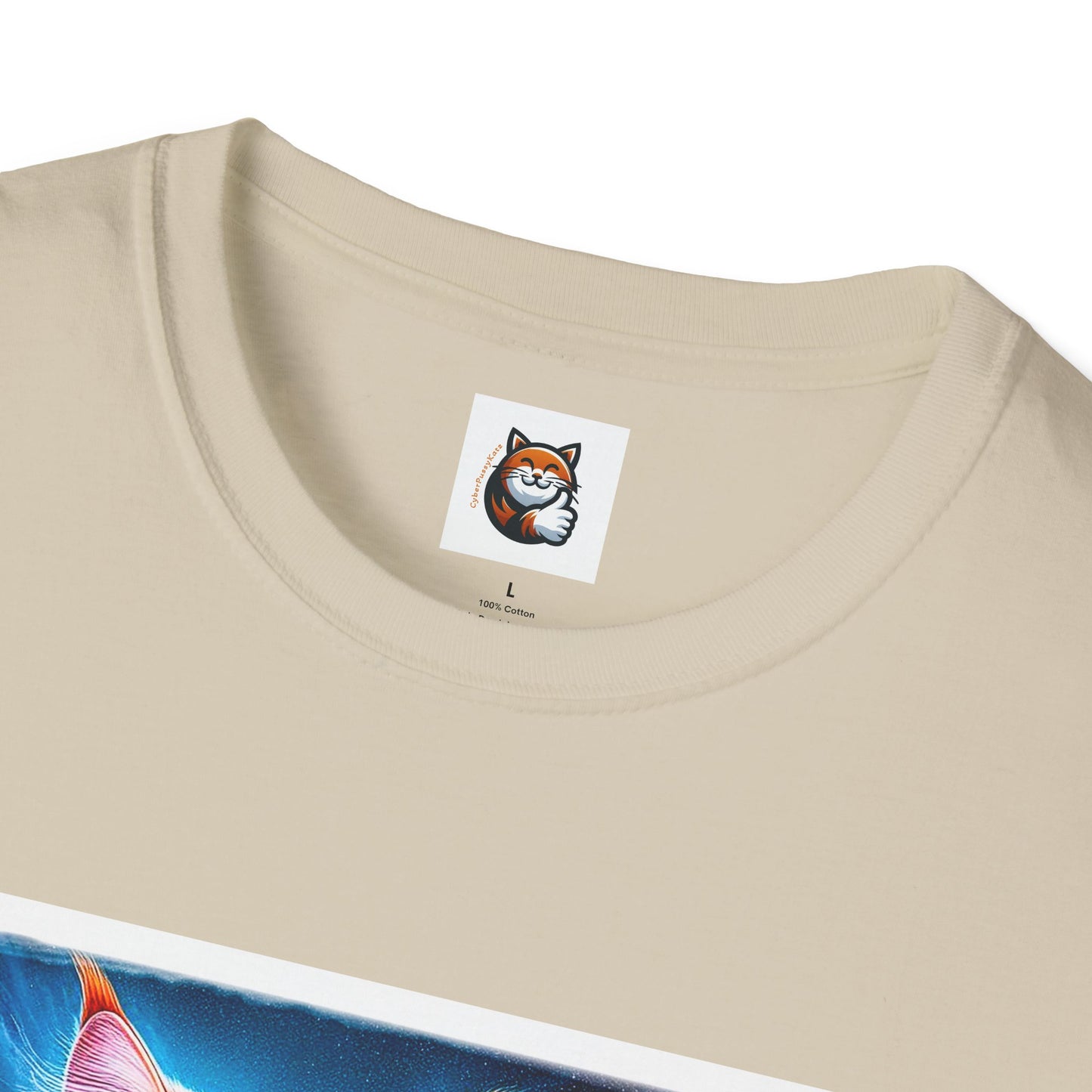 Wacky Maine Coon Unisex Softstyle T-Shirt