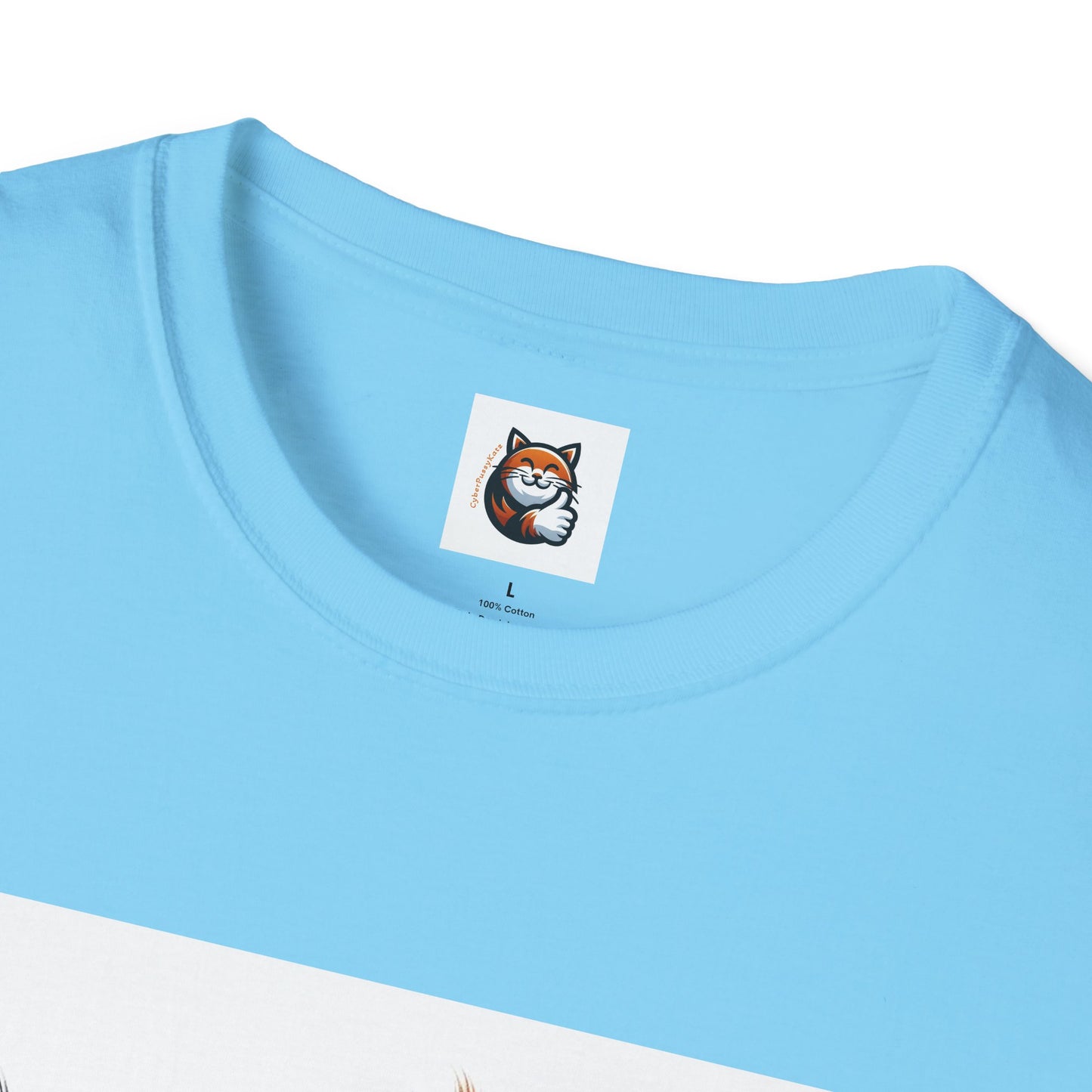 Wacky Maine Coon Unisex Softstyle T-Shirt