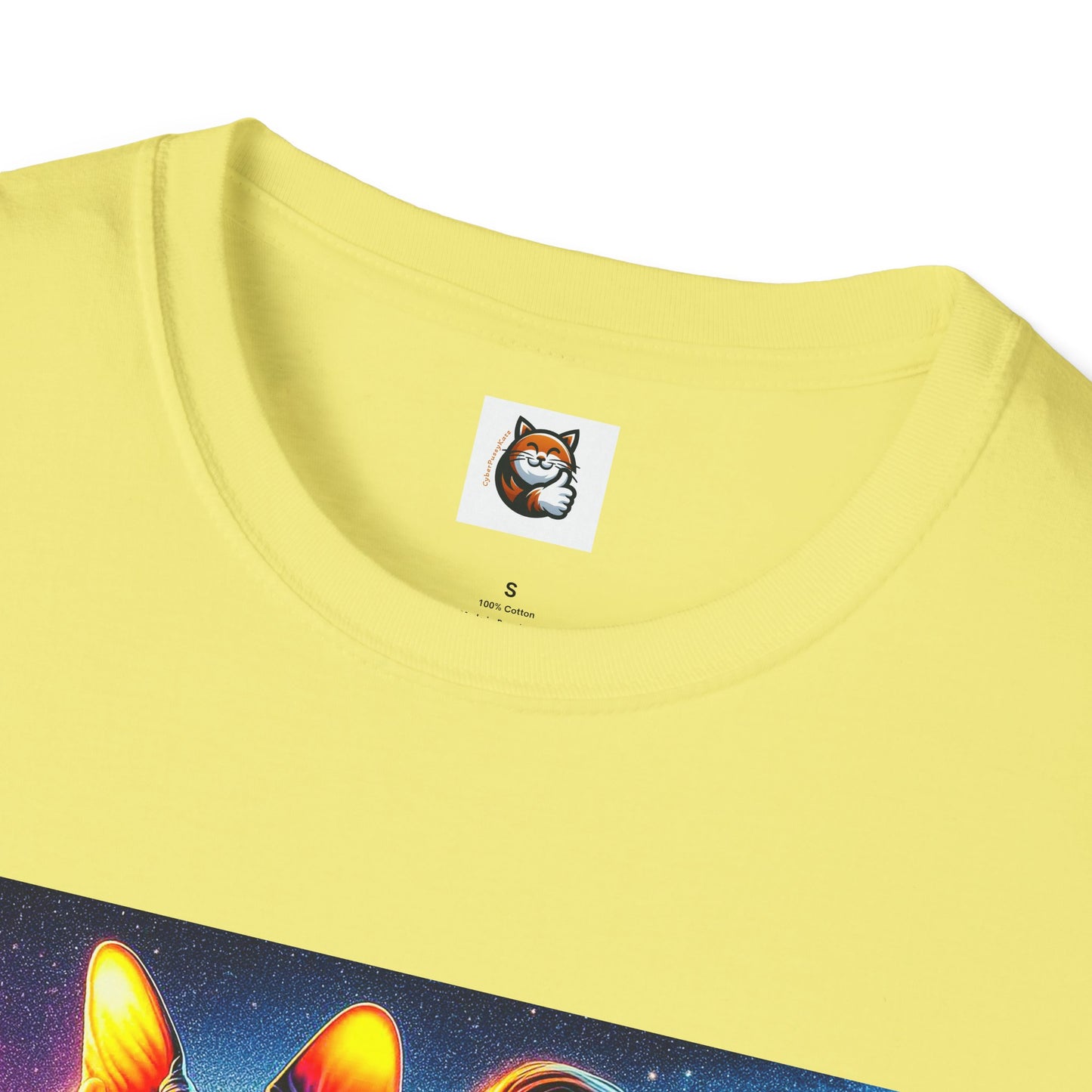Sphynx Cat surfing queen shirt