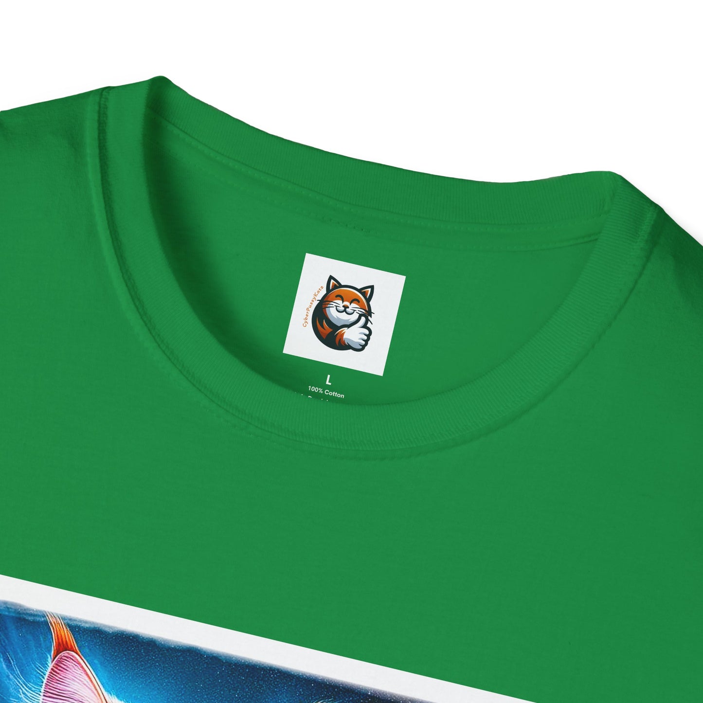 Wacky Maine Coon Unisex Softstyle T-Shirt