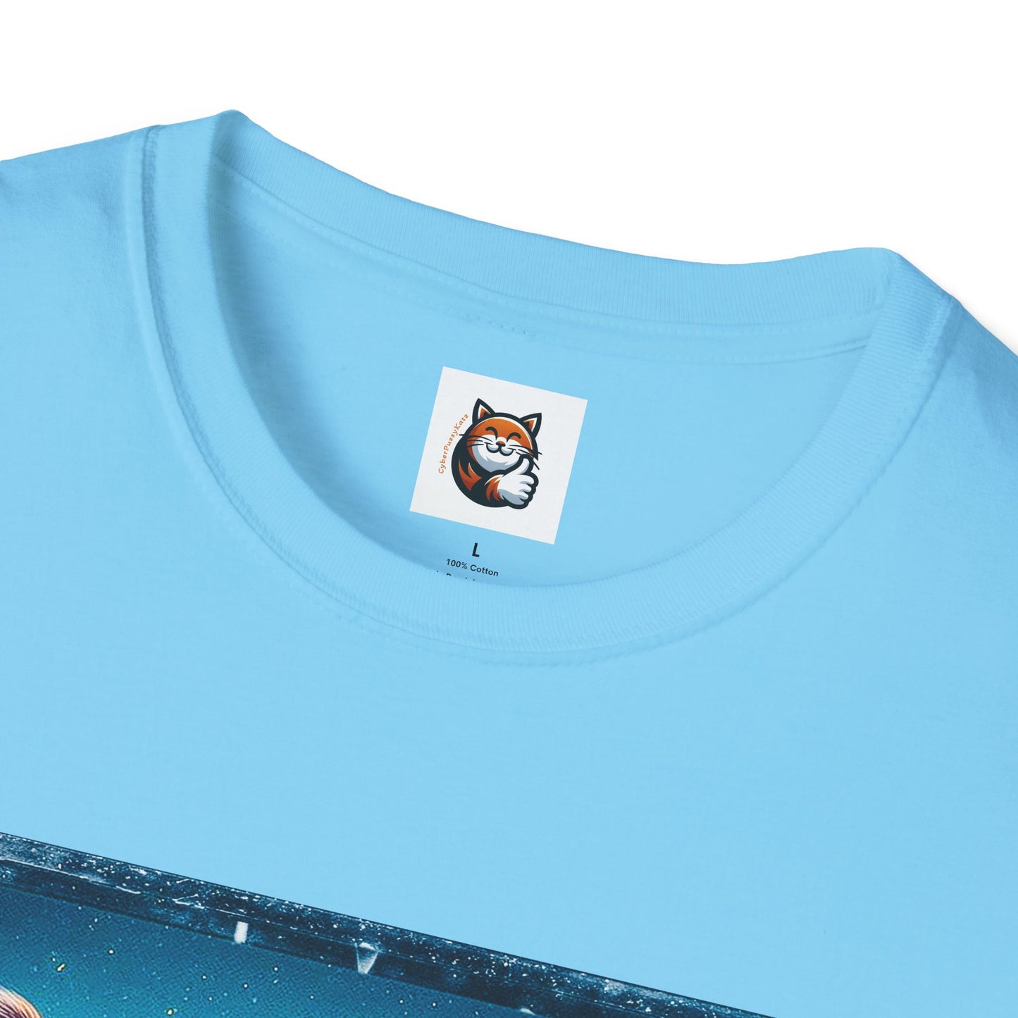 Wacky Maine Coon Unisex Softstyle T-Shirt