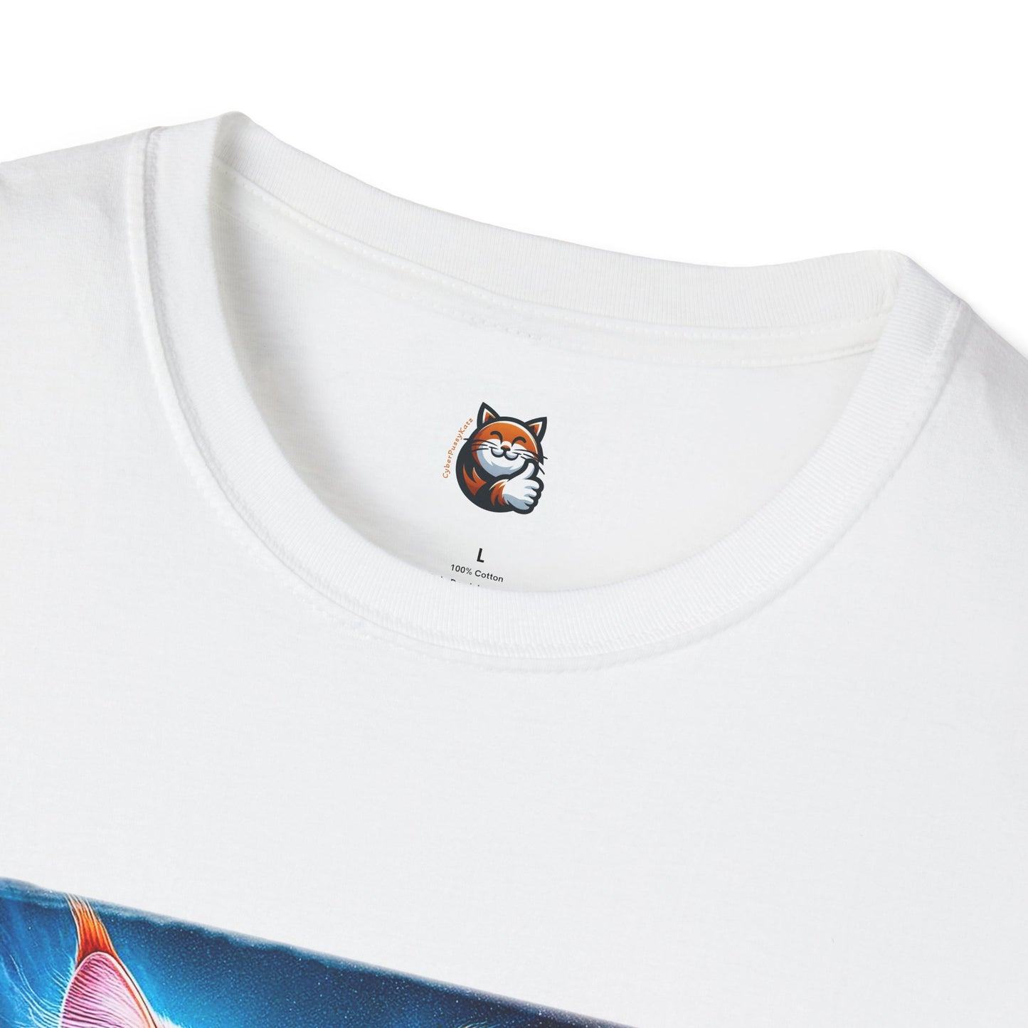 Wacky Maine Coon Unisex Softstyle T-Shirt