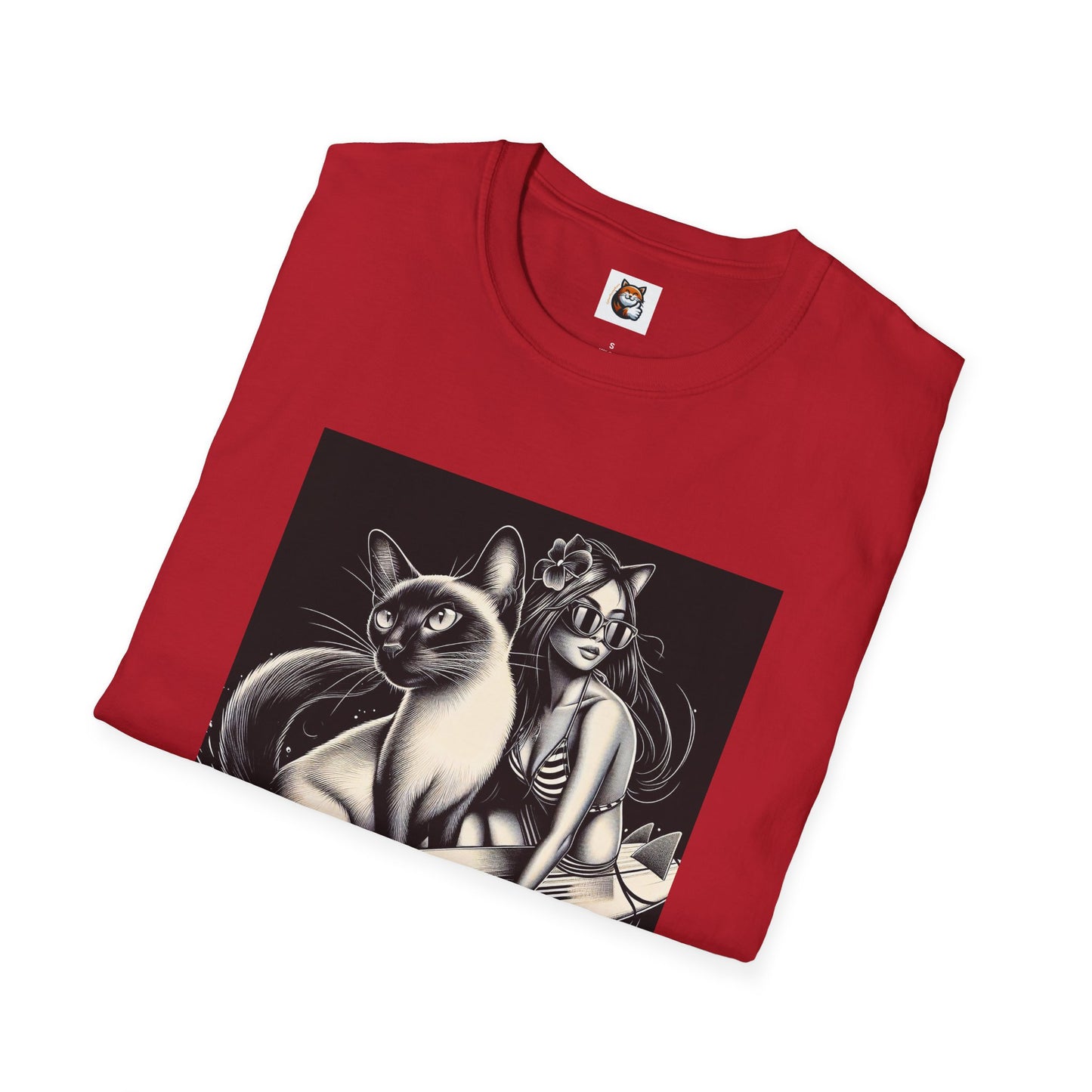 Siamese Cat surfing queen