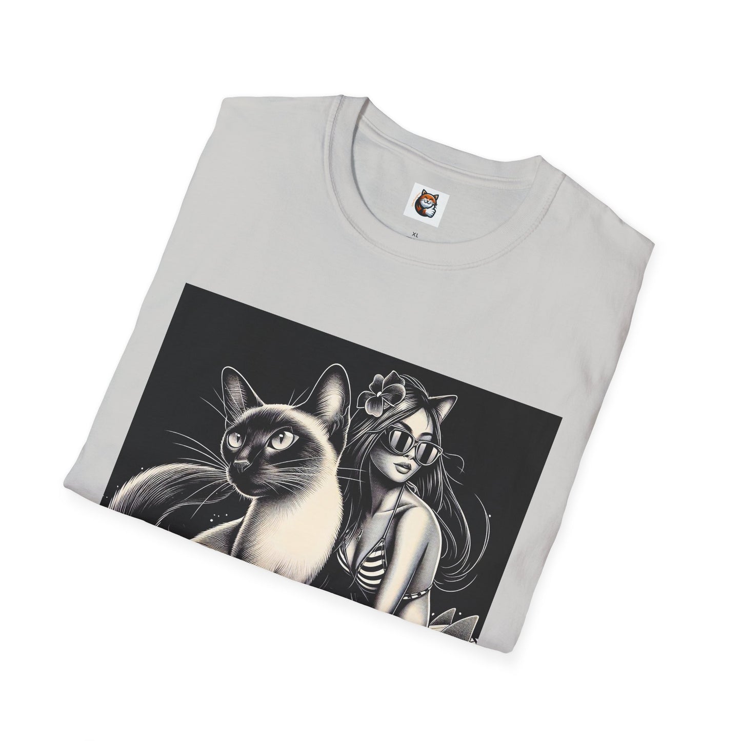 Siamese Cat surfing queen