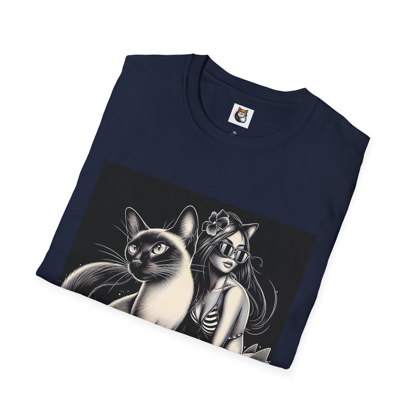 Siamese Cat surfing queen
