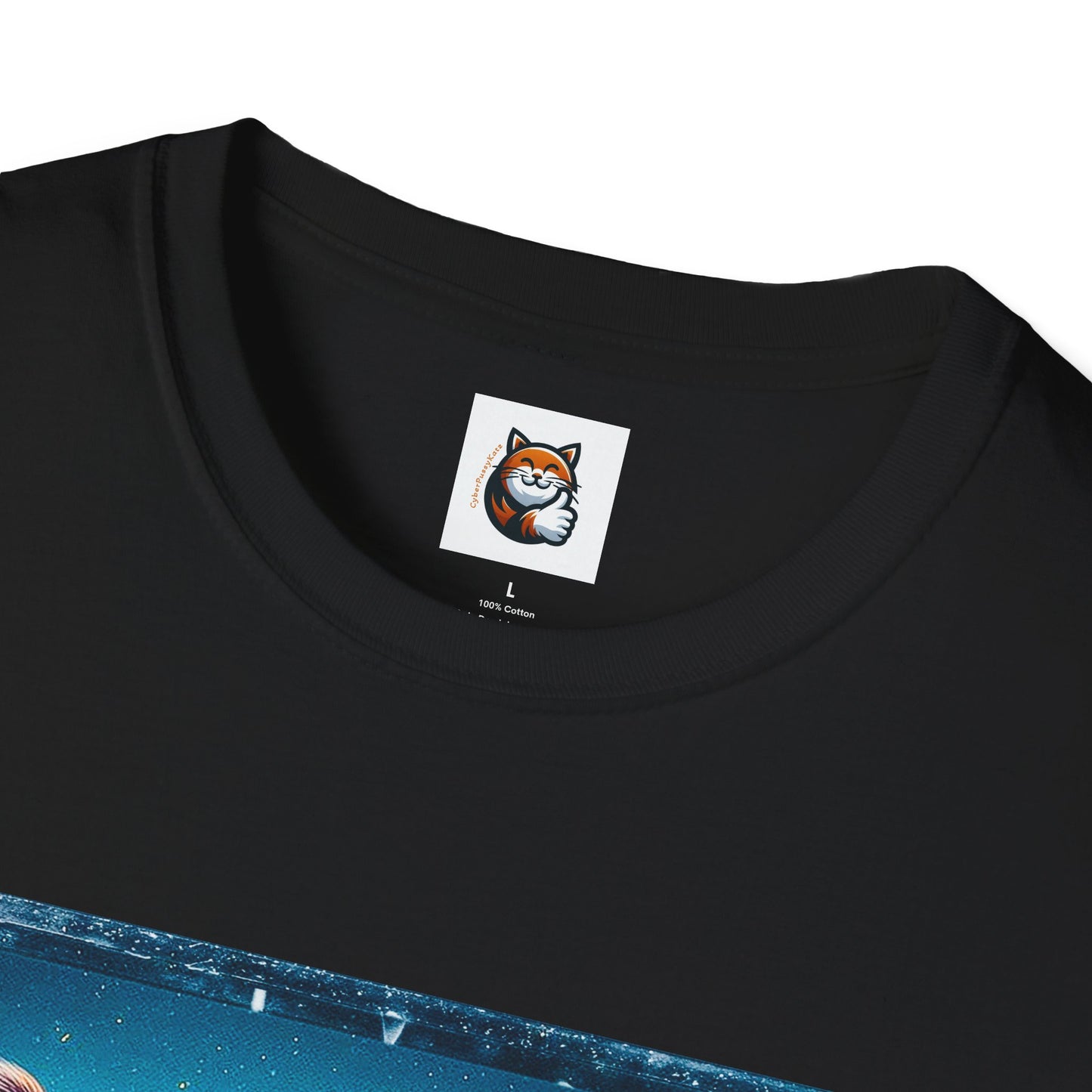Wacky Maine Coon Unisex Softstyle T-Shirt