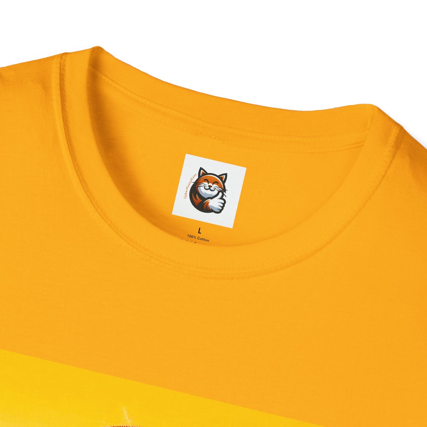 Scottish Fold Cat surfer queen T-Shirt