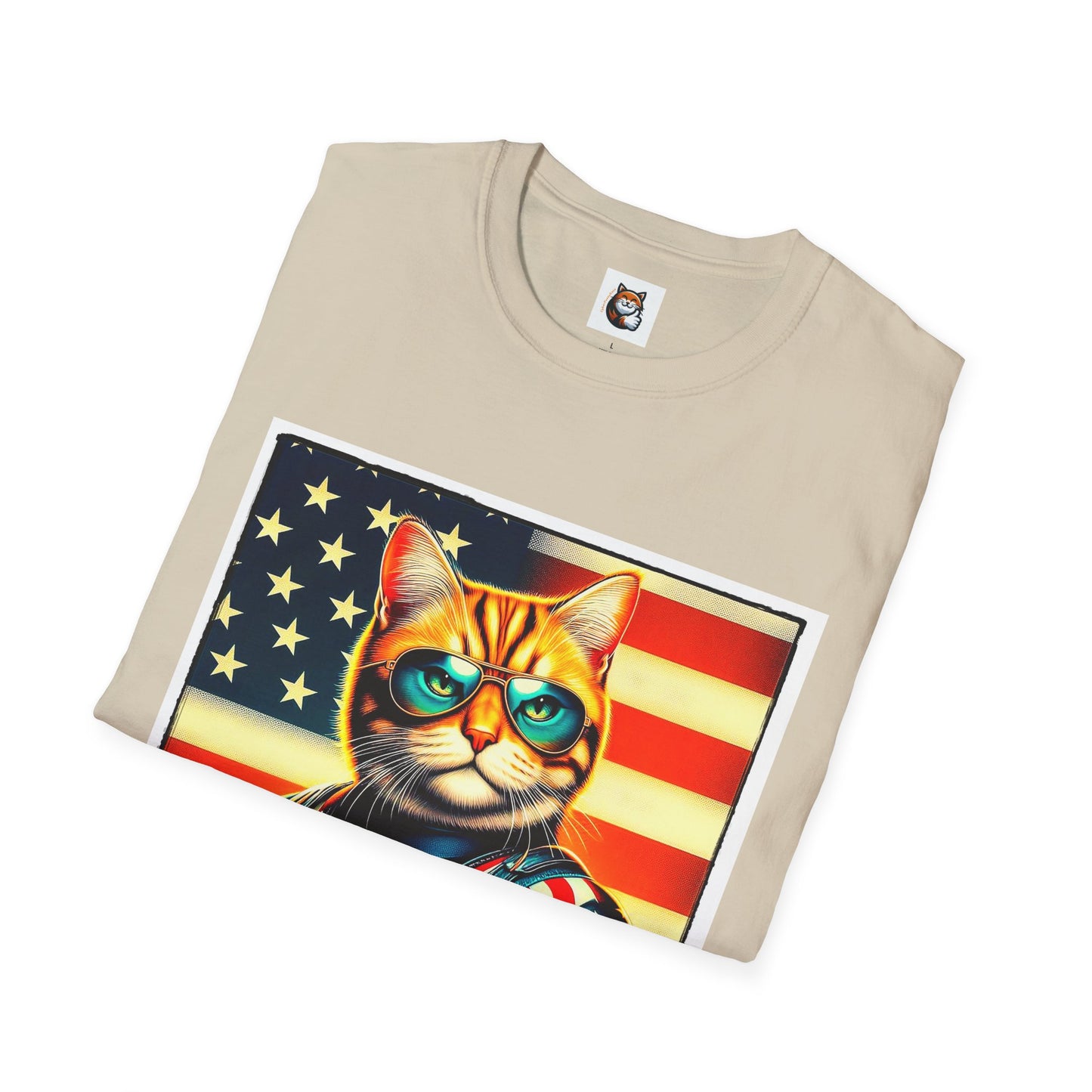 American Shorthair surfing Softstyle T-Shirt