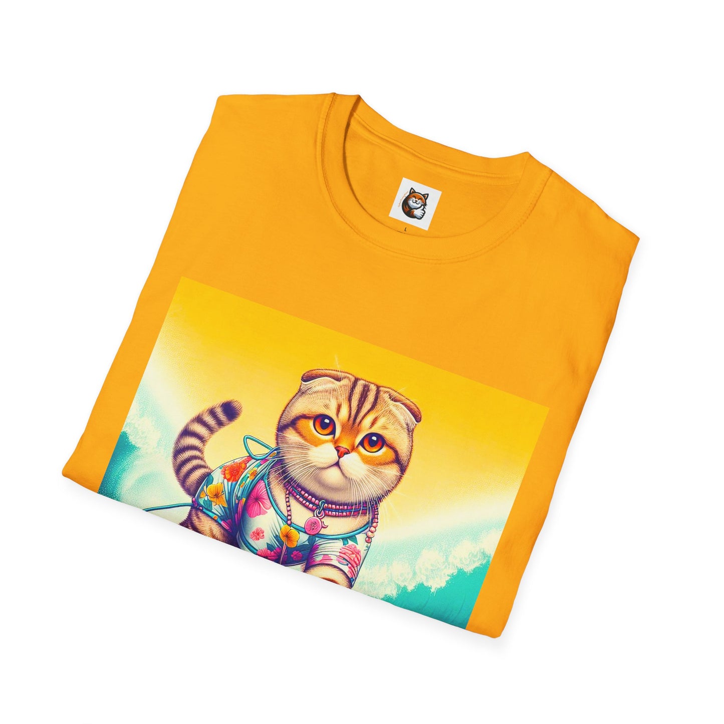 Scottish Fold Cat surfer queen T-Shirt