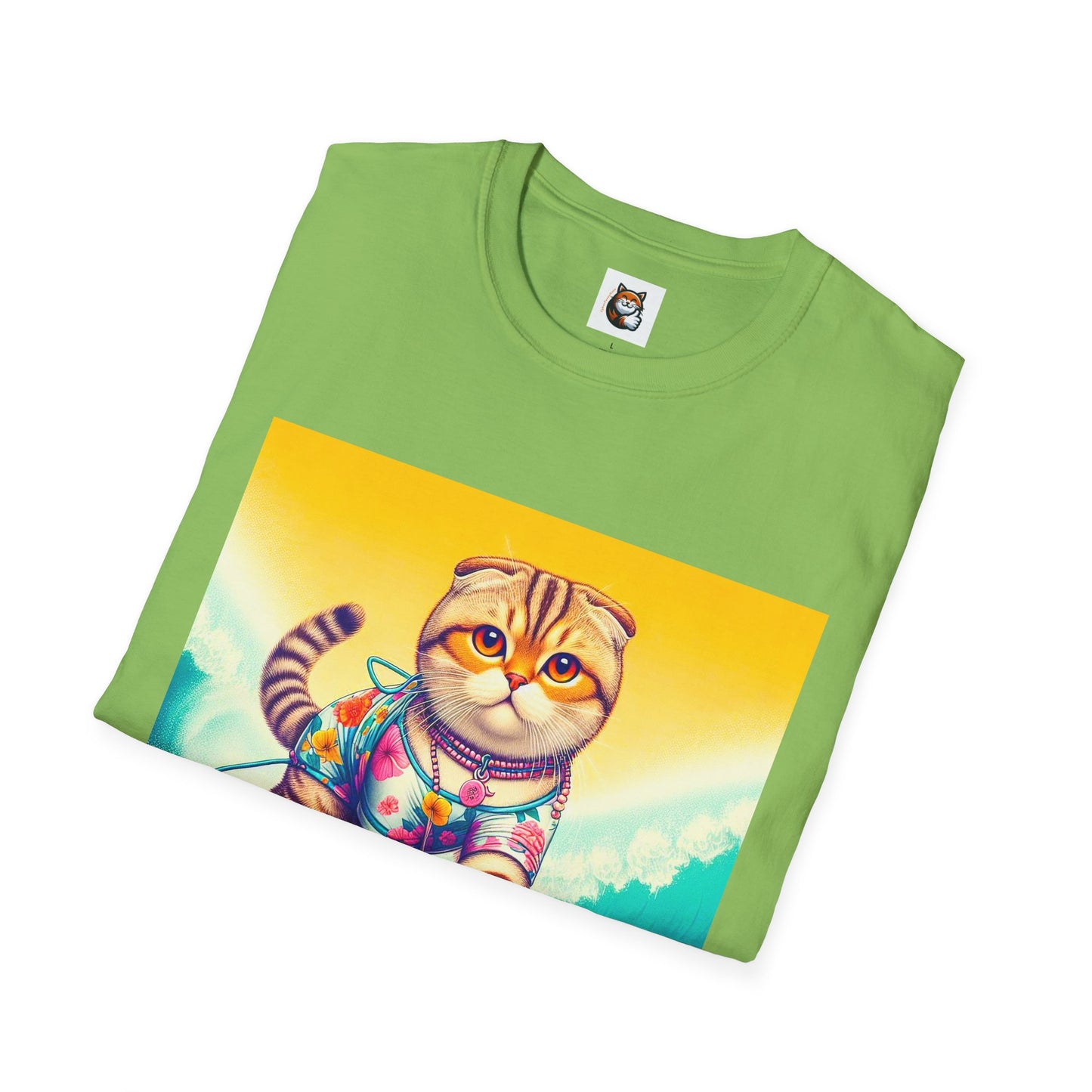 Scottish Fold Cat surfer queen T-Shirt