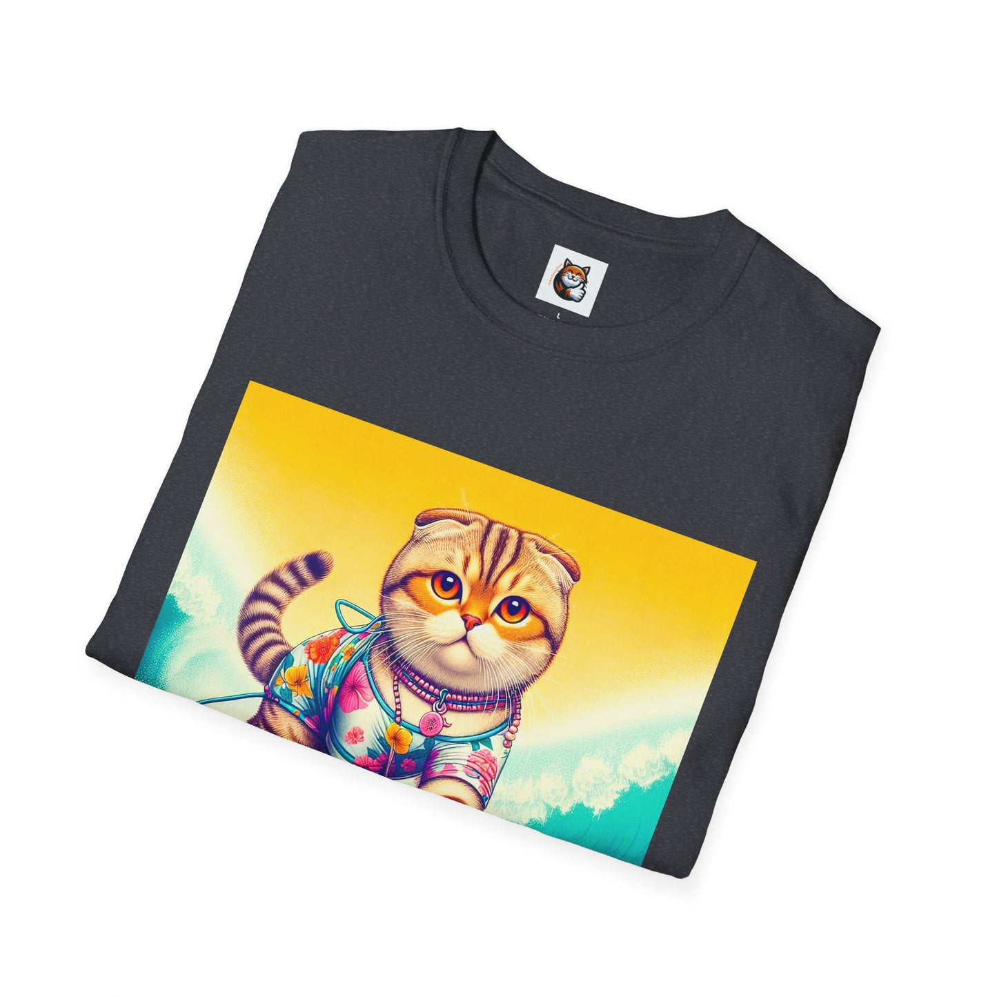 Scottish Fold Cat surfer queen T-Shirt