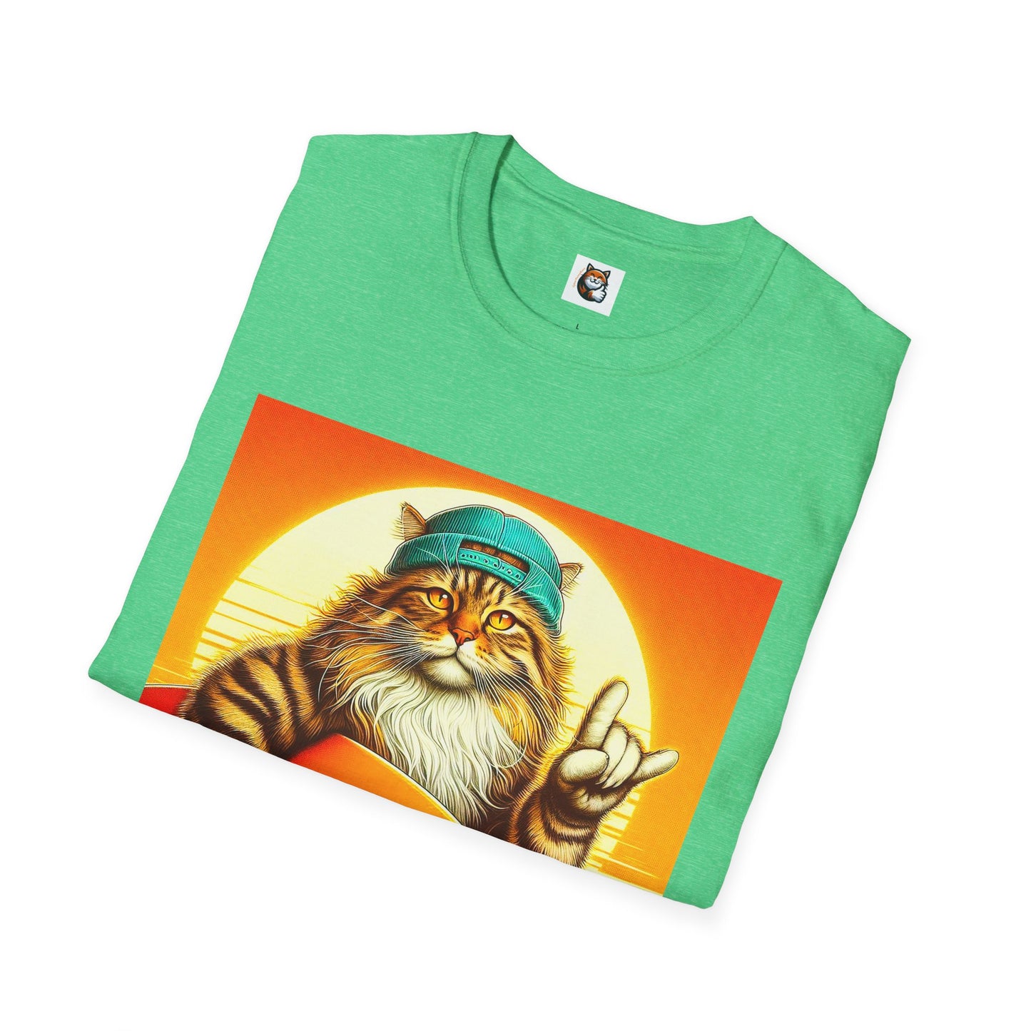 Siberian Cat surfer