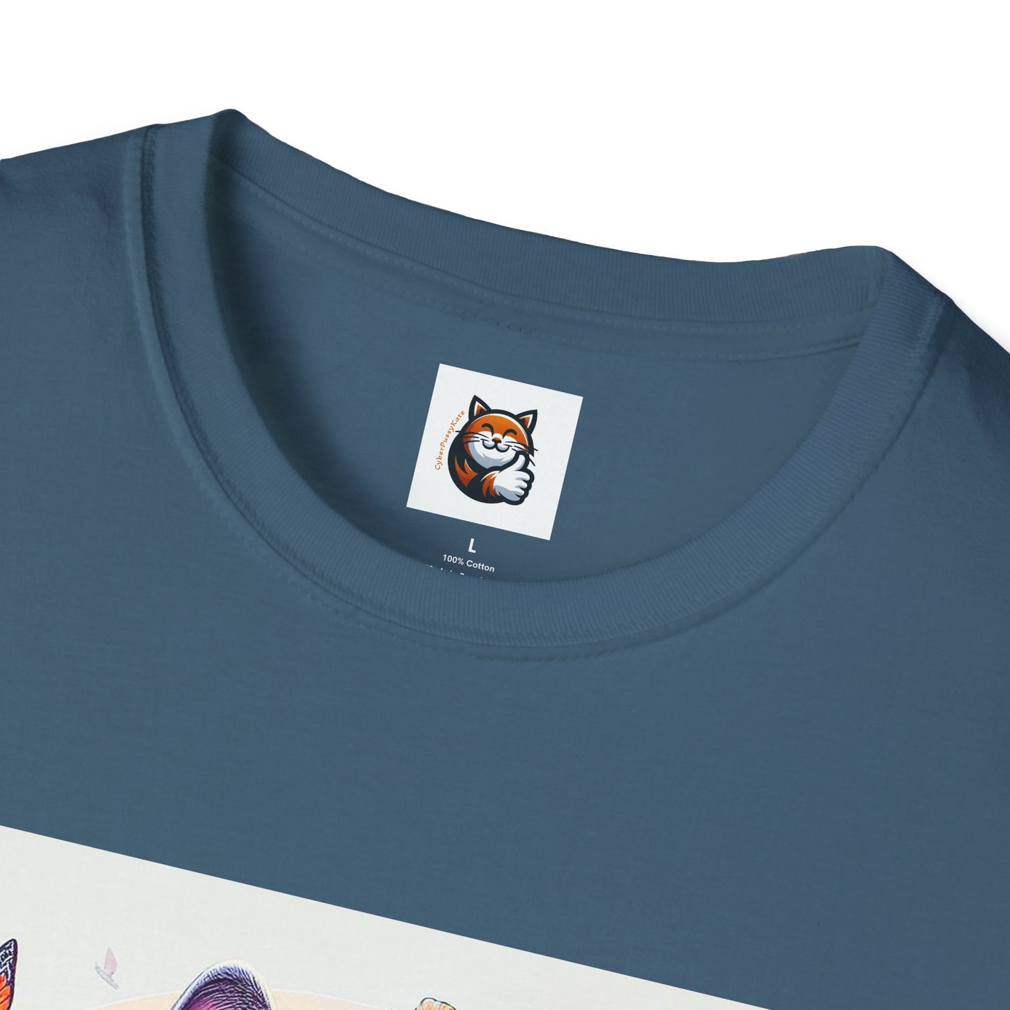 British Shorthair surf board Softstyle T-Shirt
