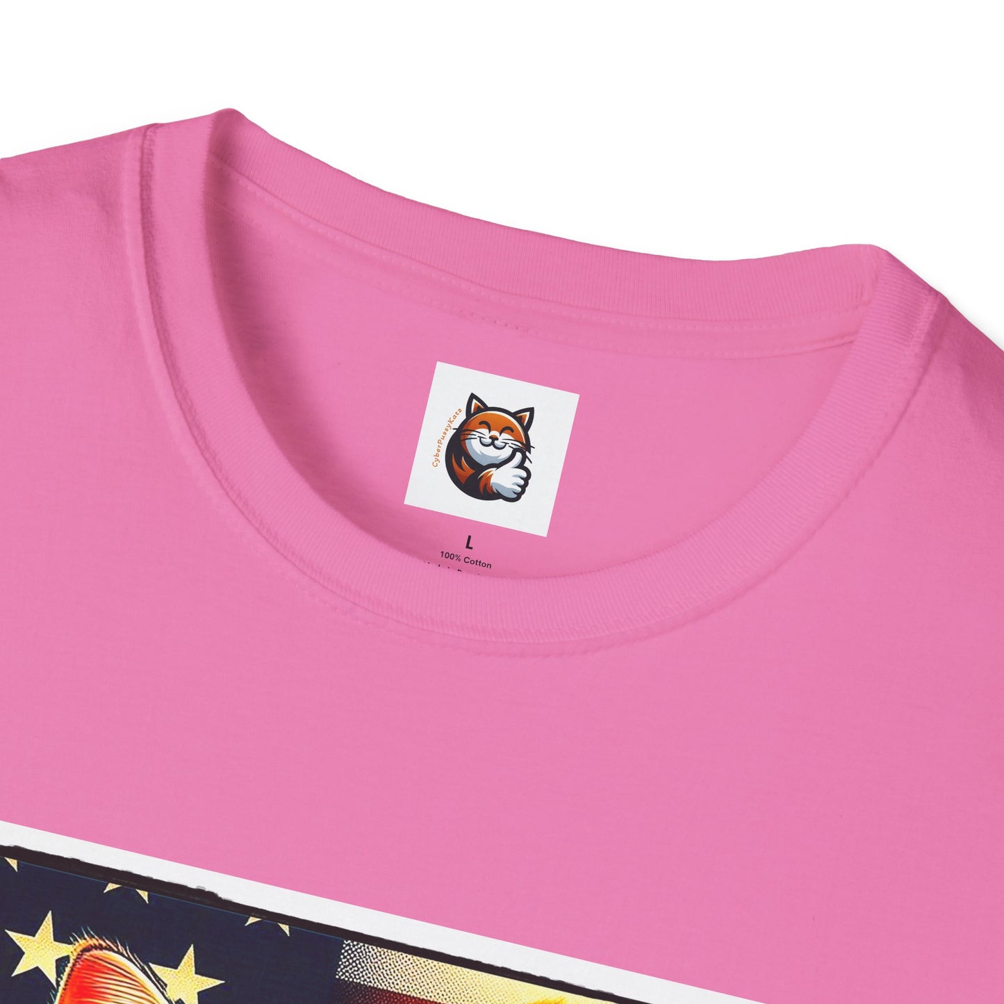American Shorthair surfing Softstyle T-Shirt