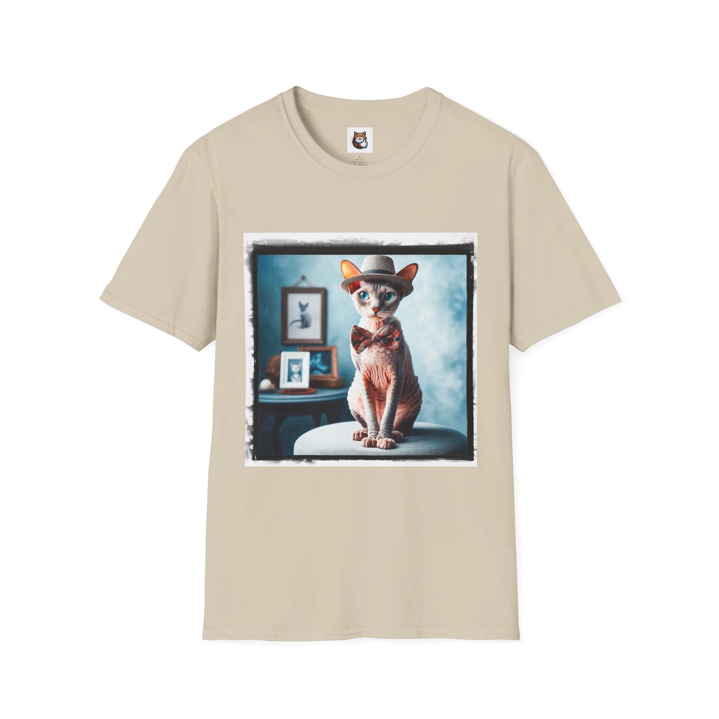 Cornish Rex Cat hat and bow tie Softstyle T-Shirt