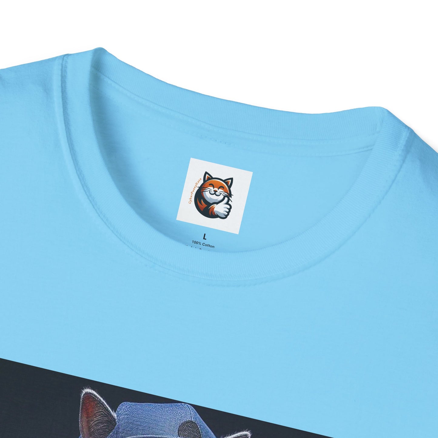 Russian Blue Cat arm day  T-Shirt