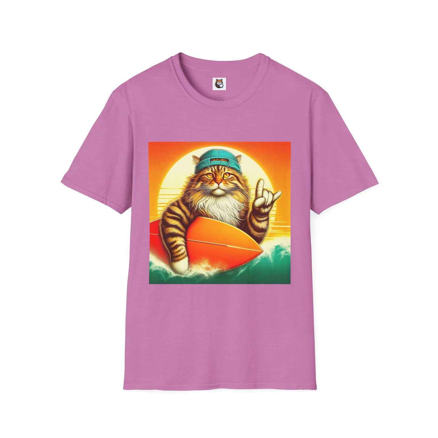 Siberian Cat surfer