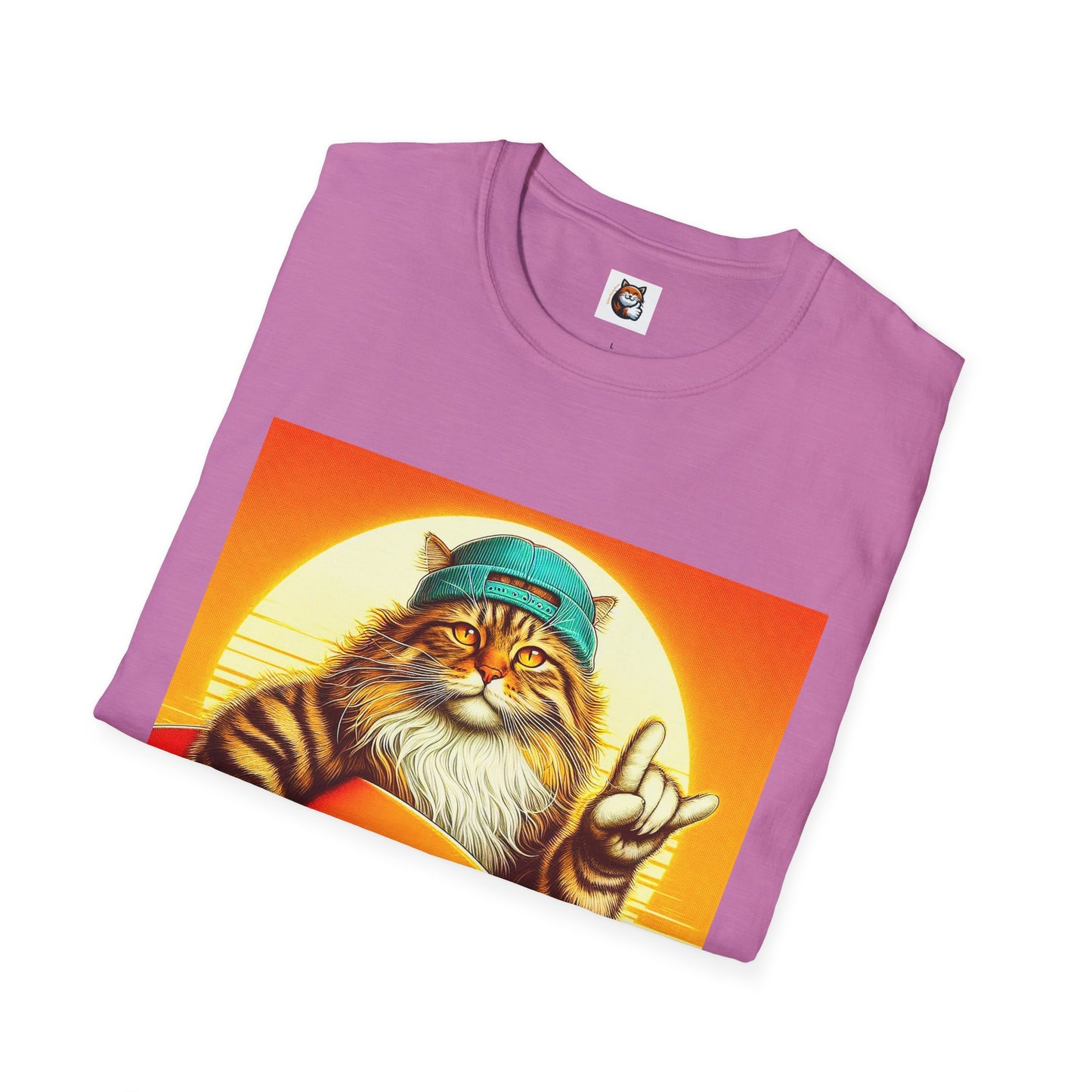 Siberian Cat surfer