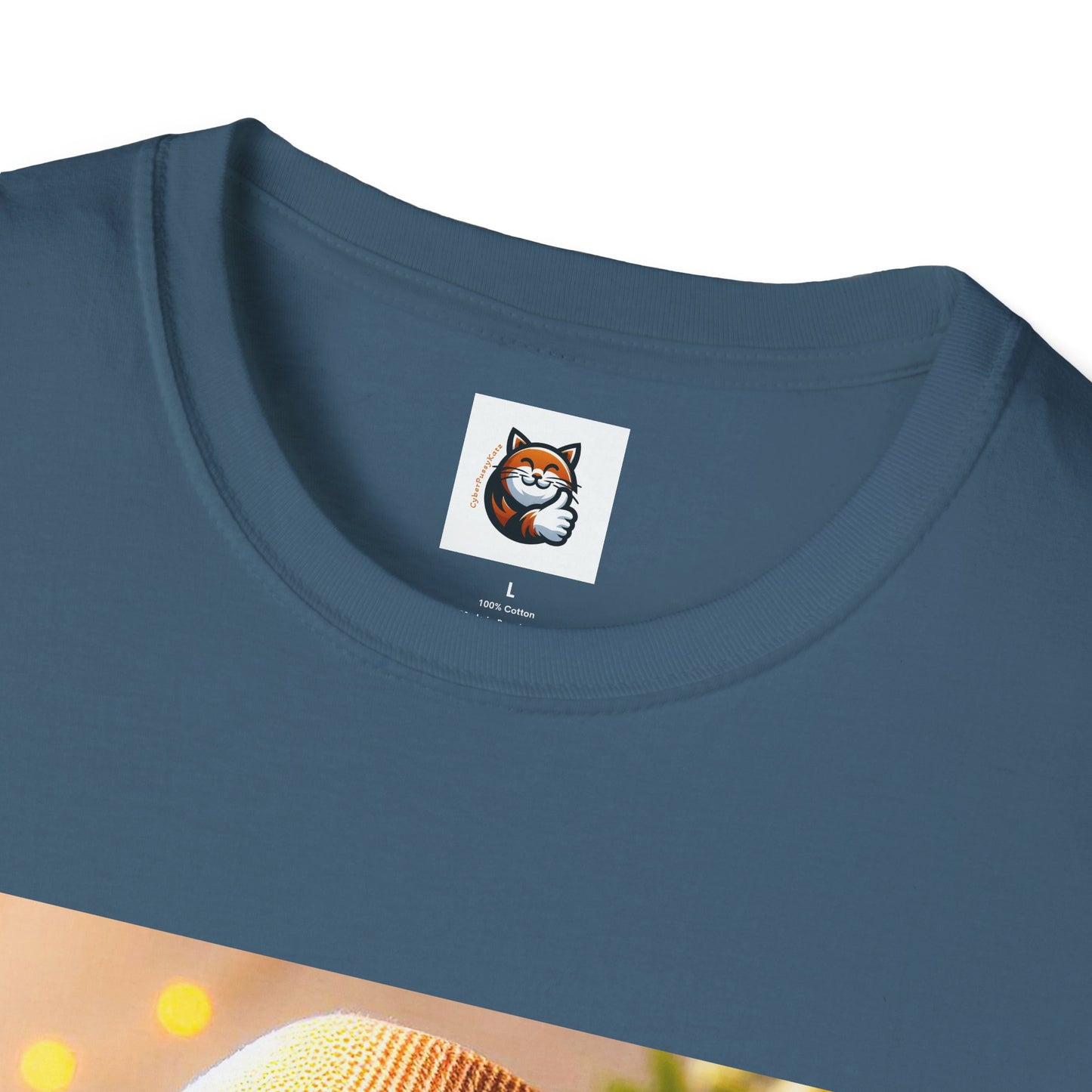 Scottish Fold Cat top hat T-Shirt