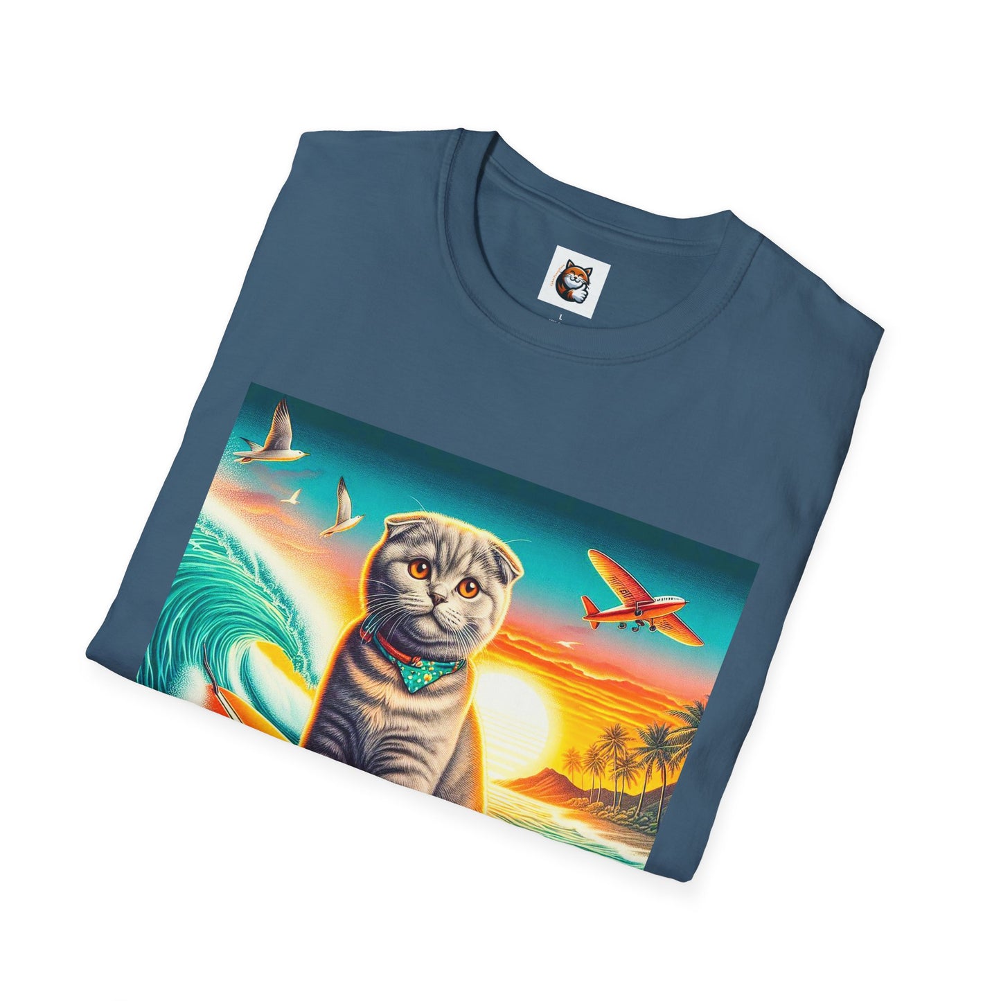 Scottish Fold Cat waves T-Shirt