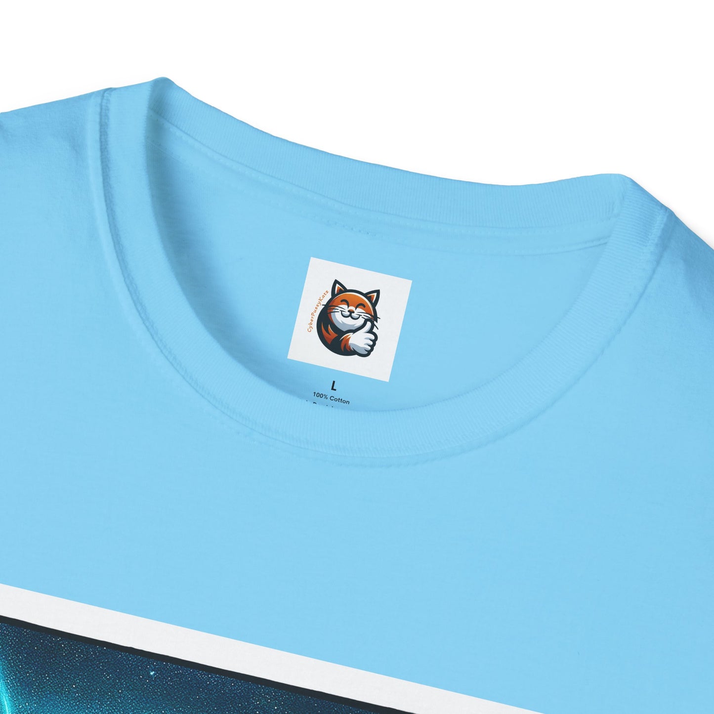 Wacky Maine Coon Unisex Softstyle T-Shirt