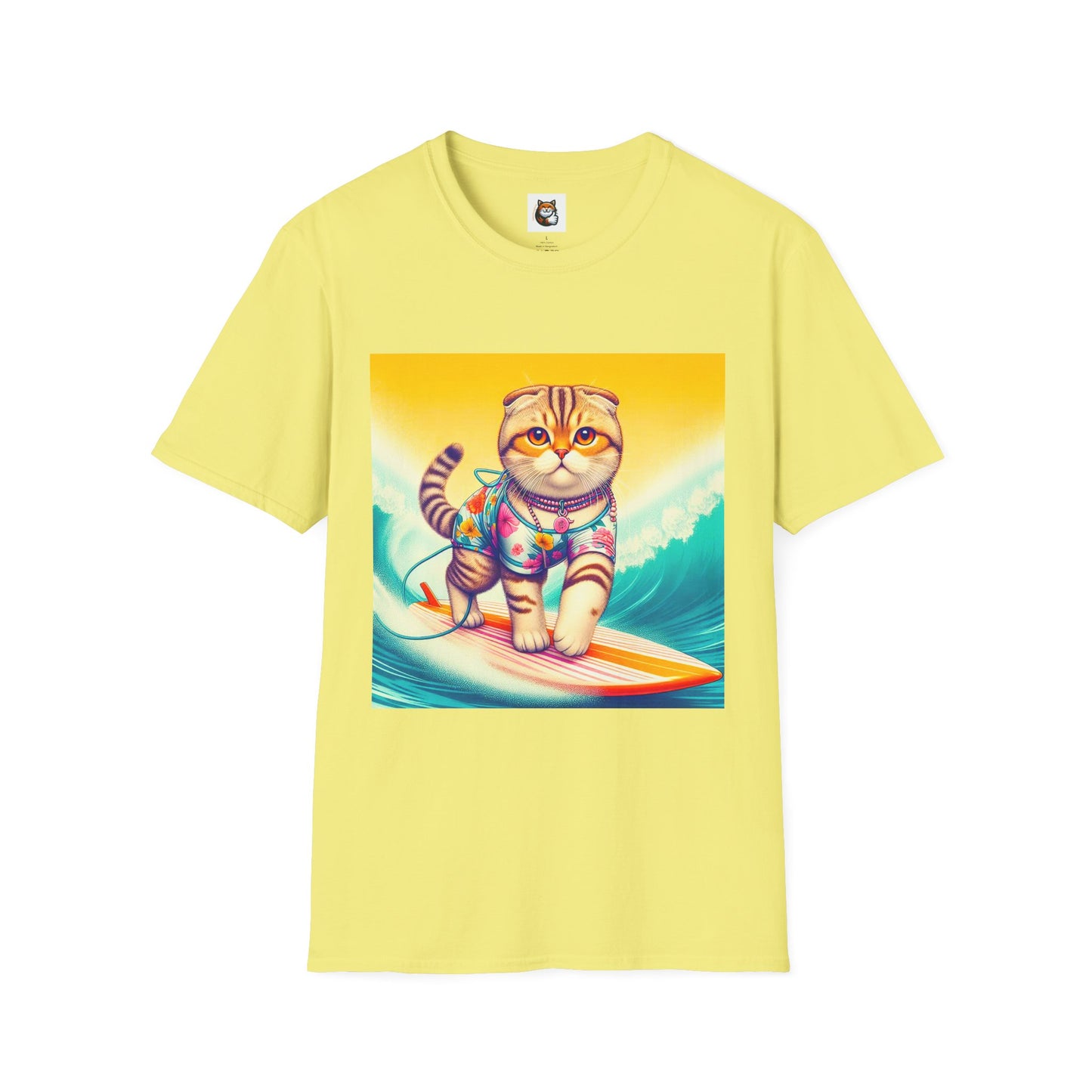 Scottish Fold Cat surfer queen T-Shirt