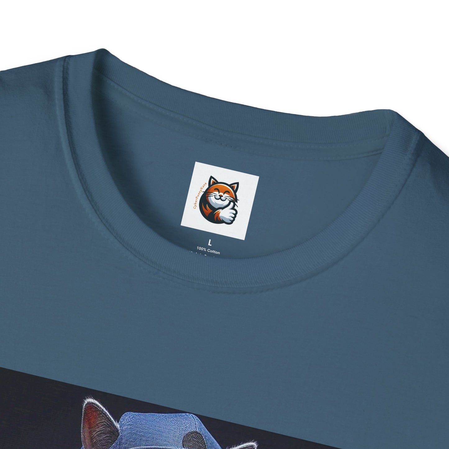 Russian Blue Cat arm day  T-Shirt
