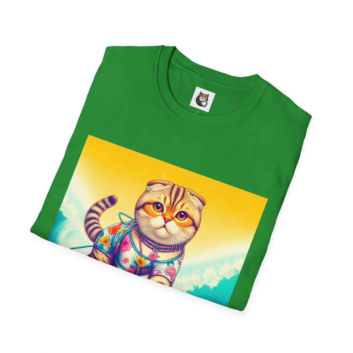Scottish Fold Cat surfer queen T-Shirt