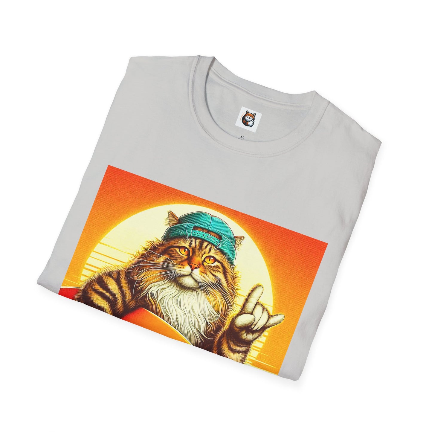 Siberian Cat surfer