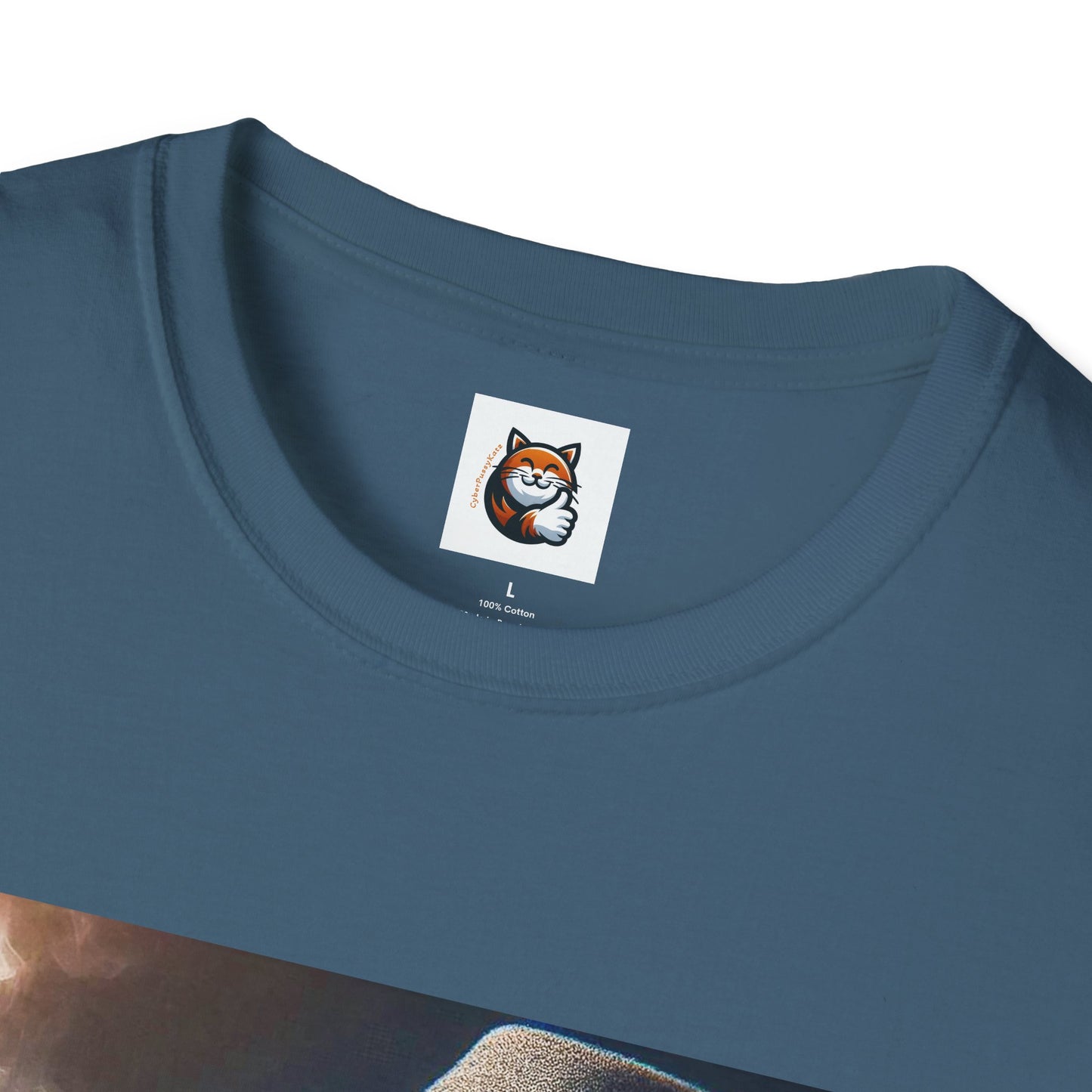Russian Blue Cat whiskey drinking  T-Shirt